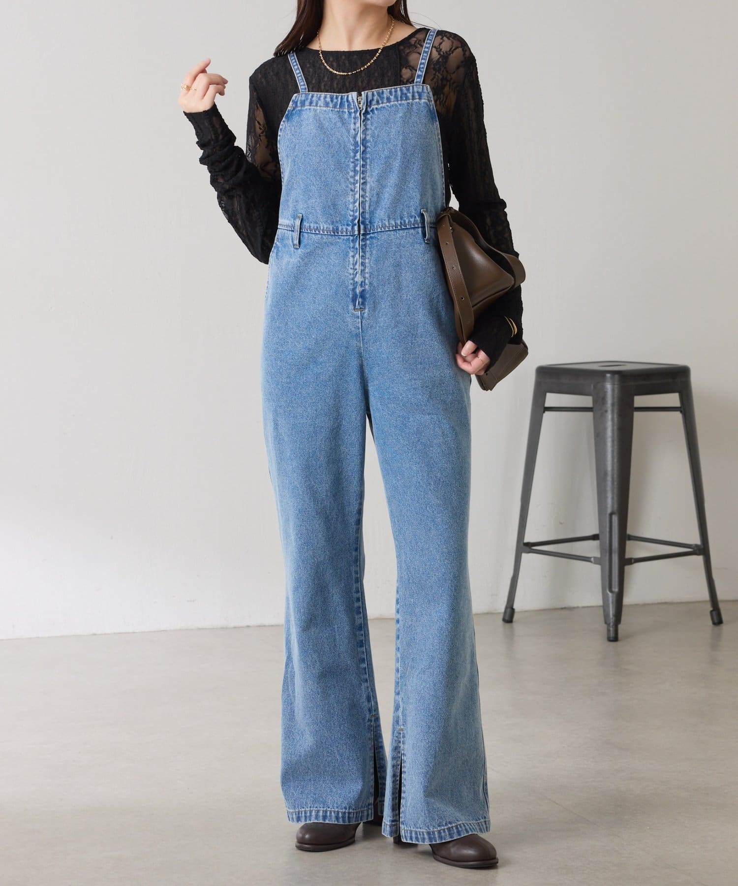 COLLAGE GALLARDAGALANTE(コラージュ ガリャルダガランテ) 【スタイルアップ】Q.anos フレアロンパース