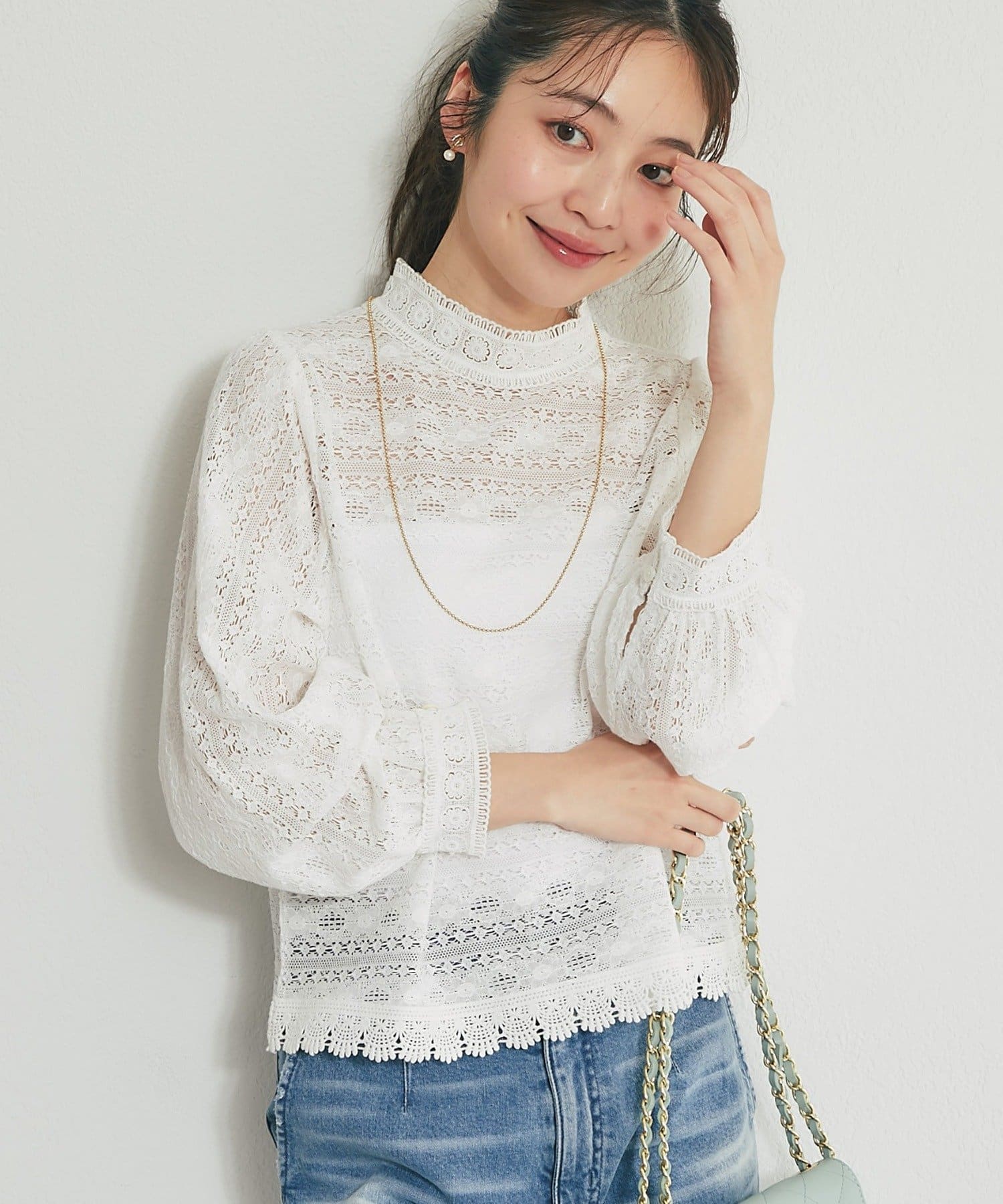 La boutique BonBon(ラブティックボンボン) 【着映えレース】レースブラウス