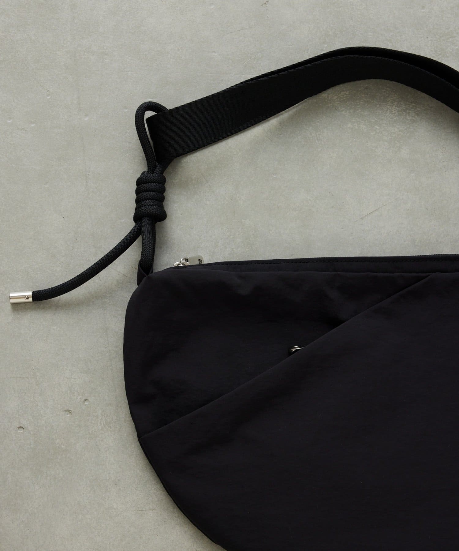 GALLARDAGALANTE(ガリャルダガランテ) 【WEB限定】撥水ナイロンクロスボディ