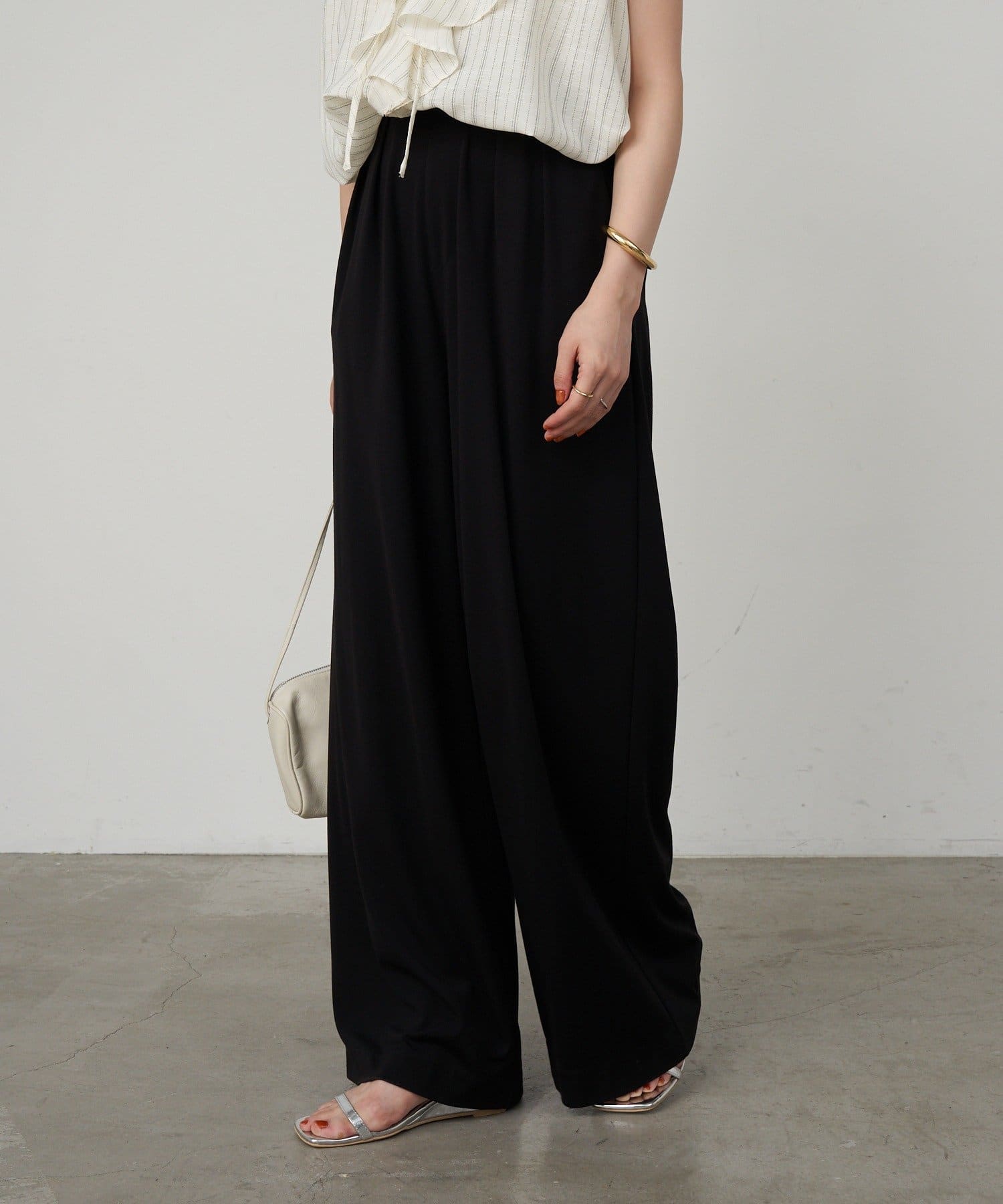 OUTLET(アウトレット) 【SHENERY】ハイウエストタックワイドパンツ