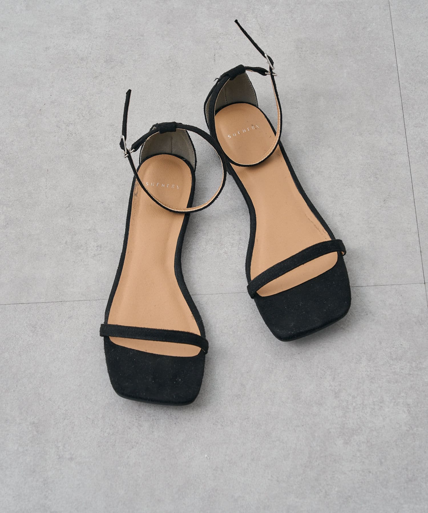 OUTLET(アウトレット) 【SHENERY】スクエアトゥストラップサンダル