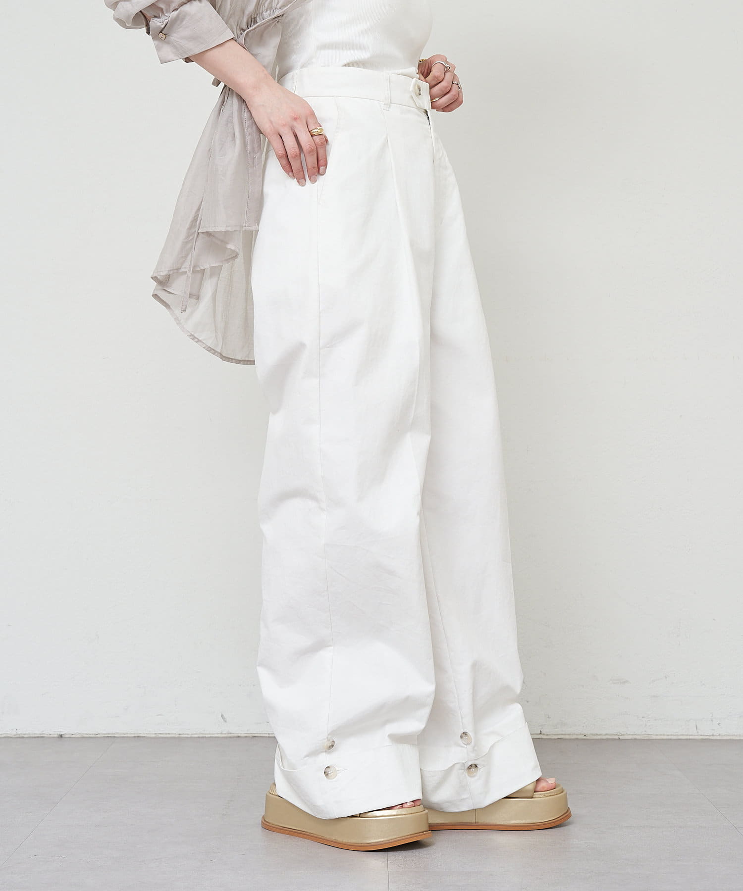 OUTLET(アウトレット) 【SHENERY】ロールアップワイドパンツ