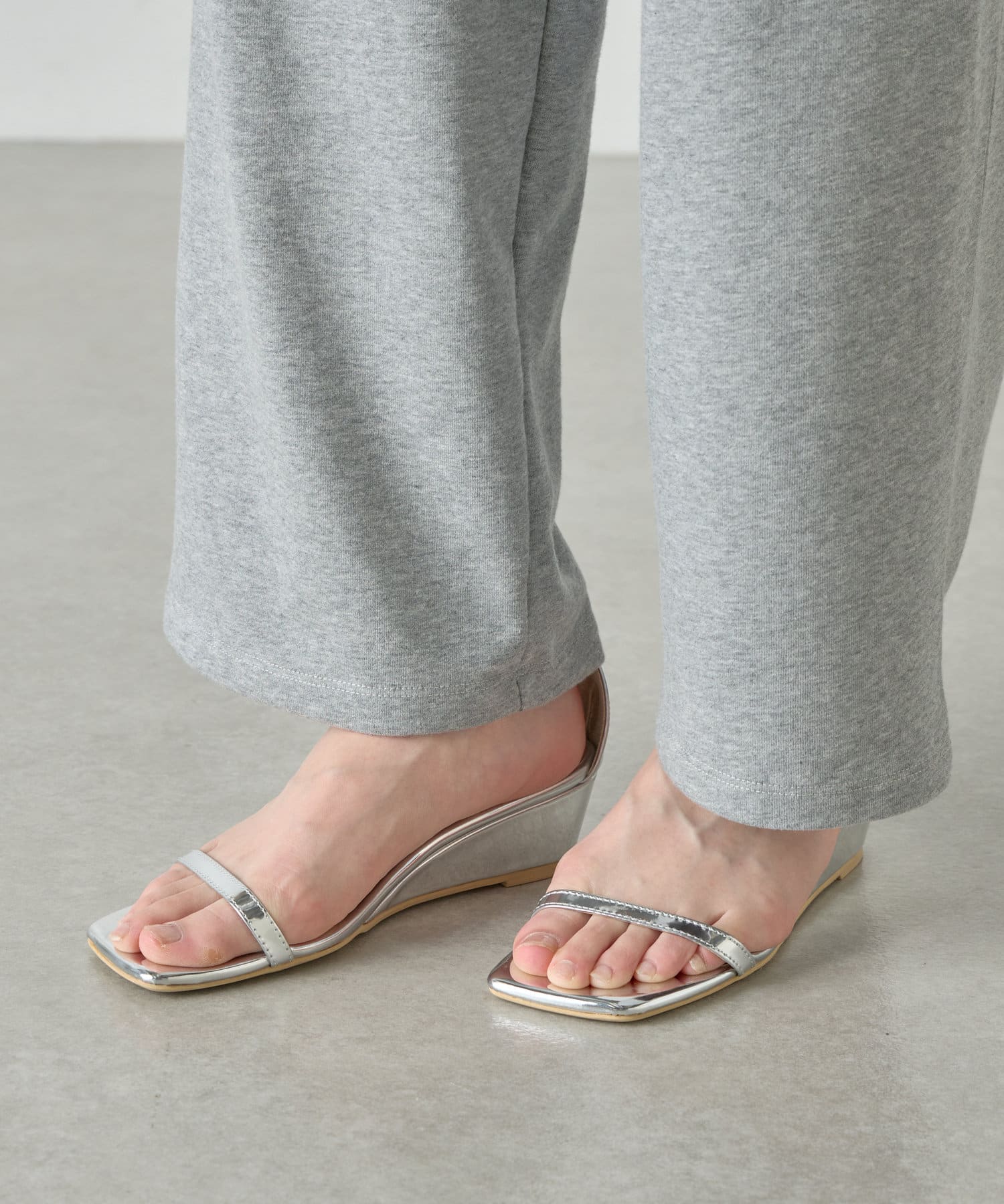 OUTLET(アウトレット) 【SHENERY】スクエアトゥウェッジサンダル