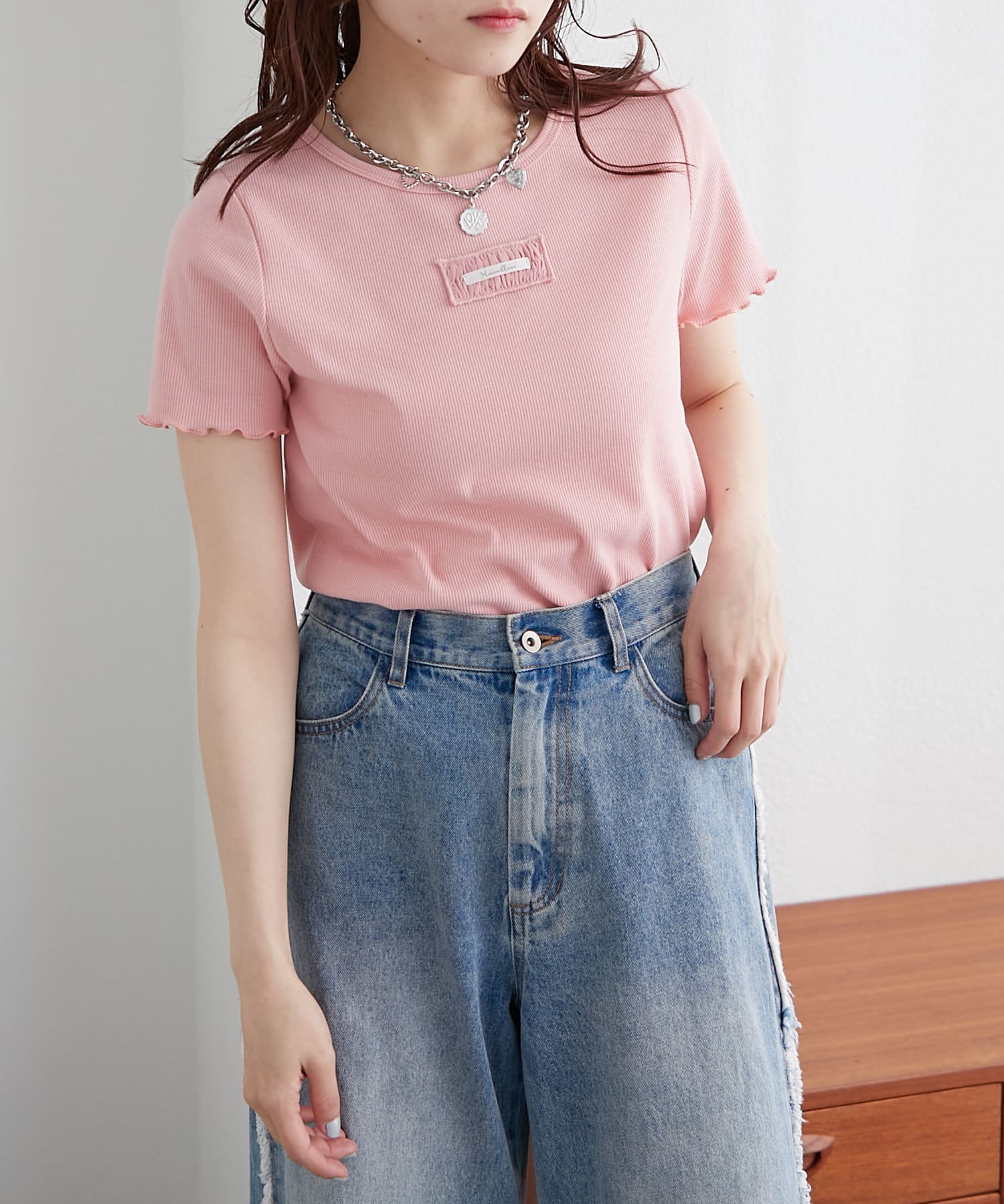 OUTLET(アウトレット) 【w closet】フリルネーム付きリブT