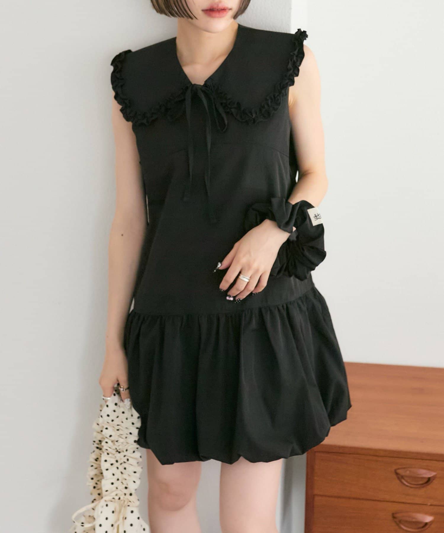 OUTLET(アウトレット) 【w closet】シュシュ衿付きバルーンワンピ