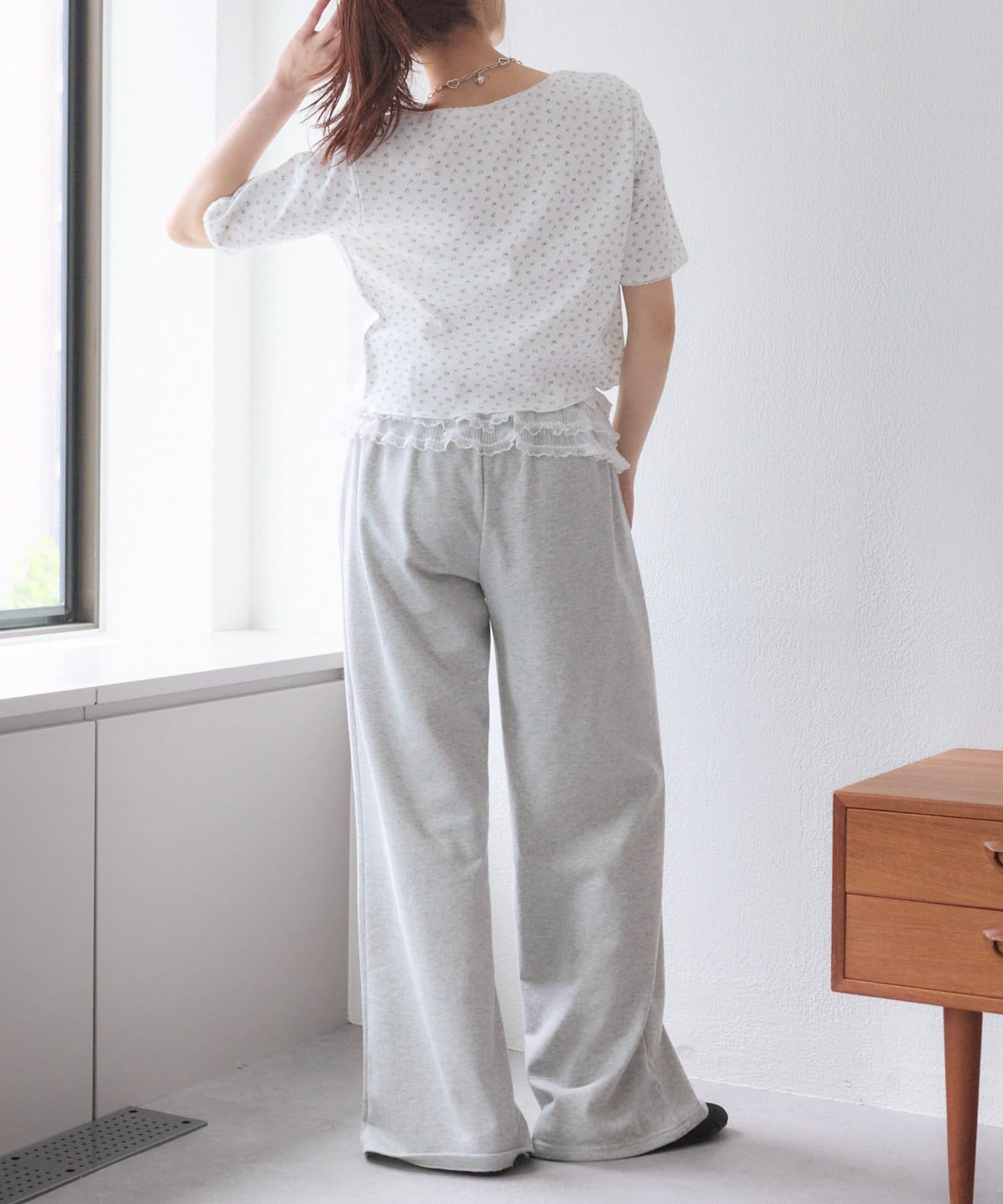 OUTLET(アウトレット) 【w closet】フラワーカーディガン＋キャミSET