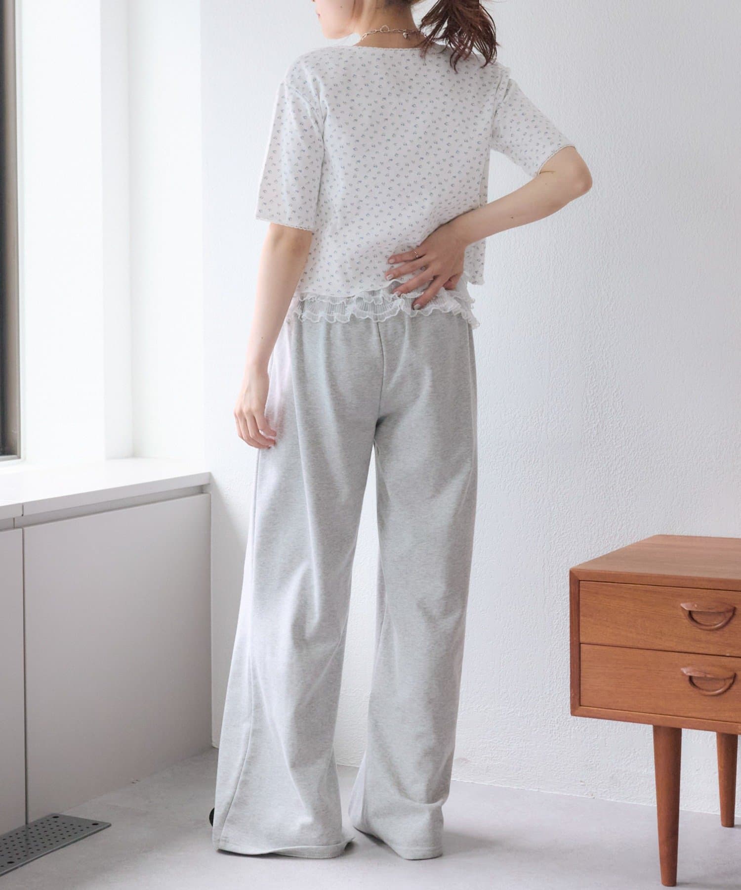 OUTLET(アウトレット) 【w closet】フラワーカーディガン＋キャミSET