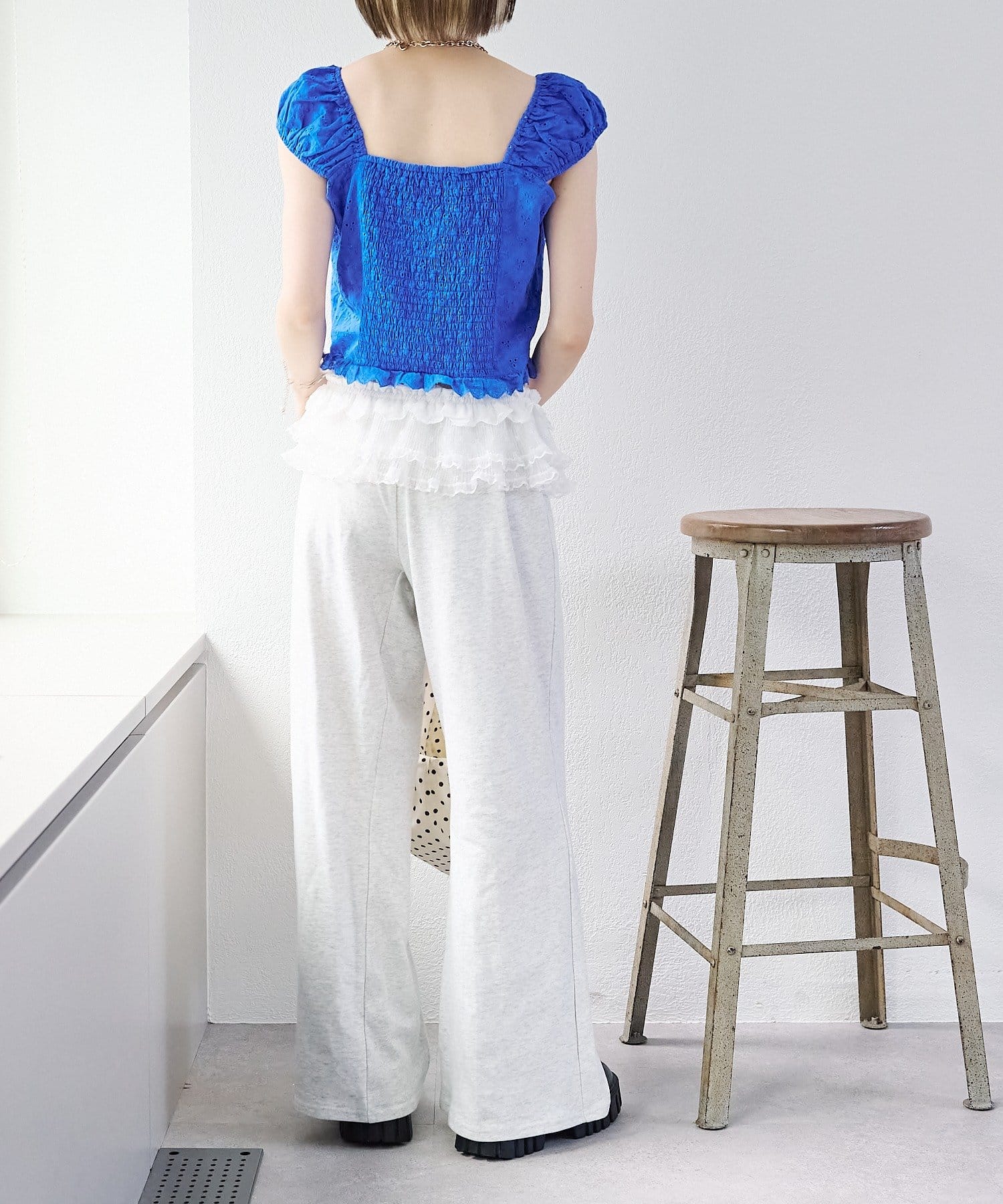 OUTLET(アウトレット) 【w closet】シフリーレースパフブラウス