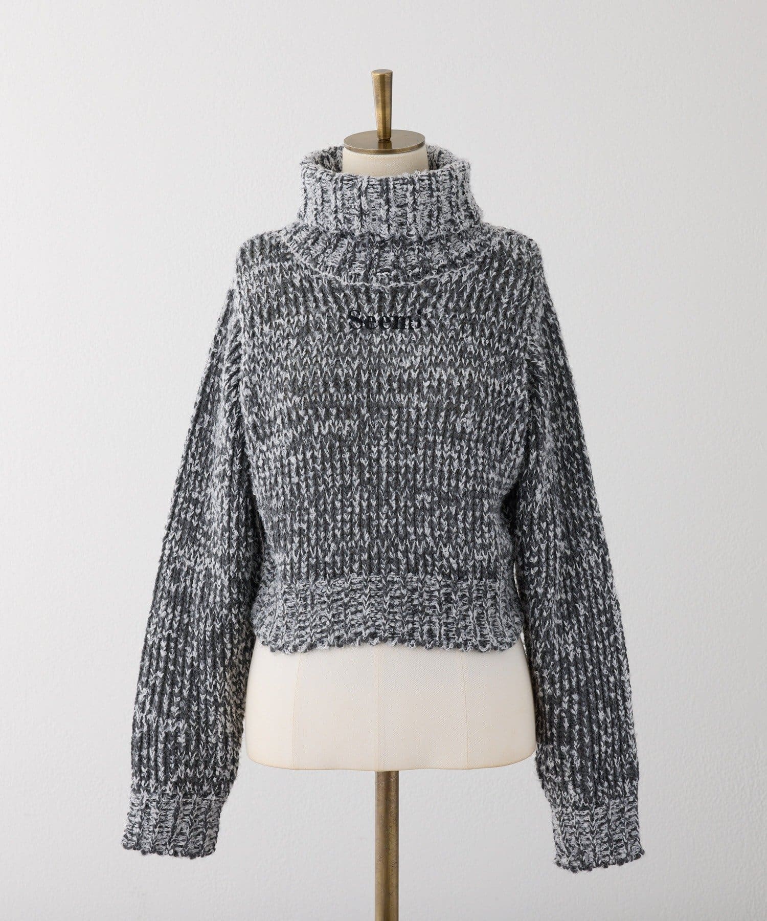 Seemi.by NICE CLAUP(シーミーバイナイスクラップ) 【Seemi.】ロゴ入りニット