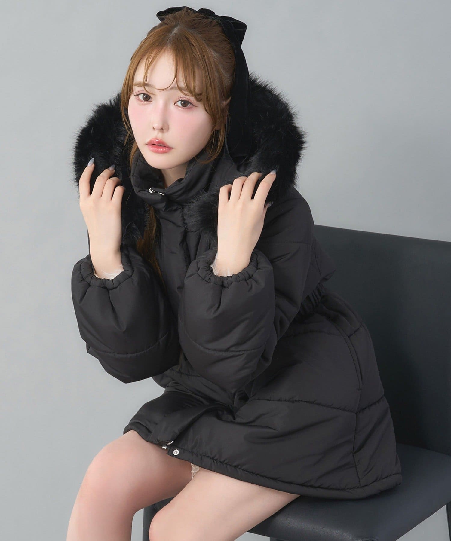 one after another NICE CLAUP(ワンアフターアナザー ナイスクラップ) ベルト付きフェイクファーフードフェイクダウン