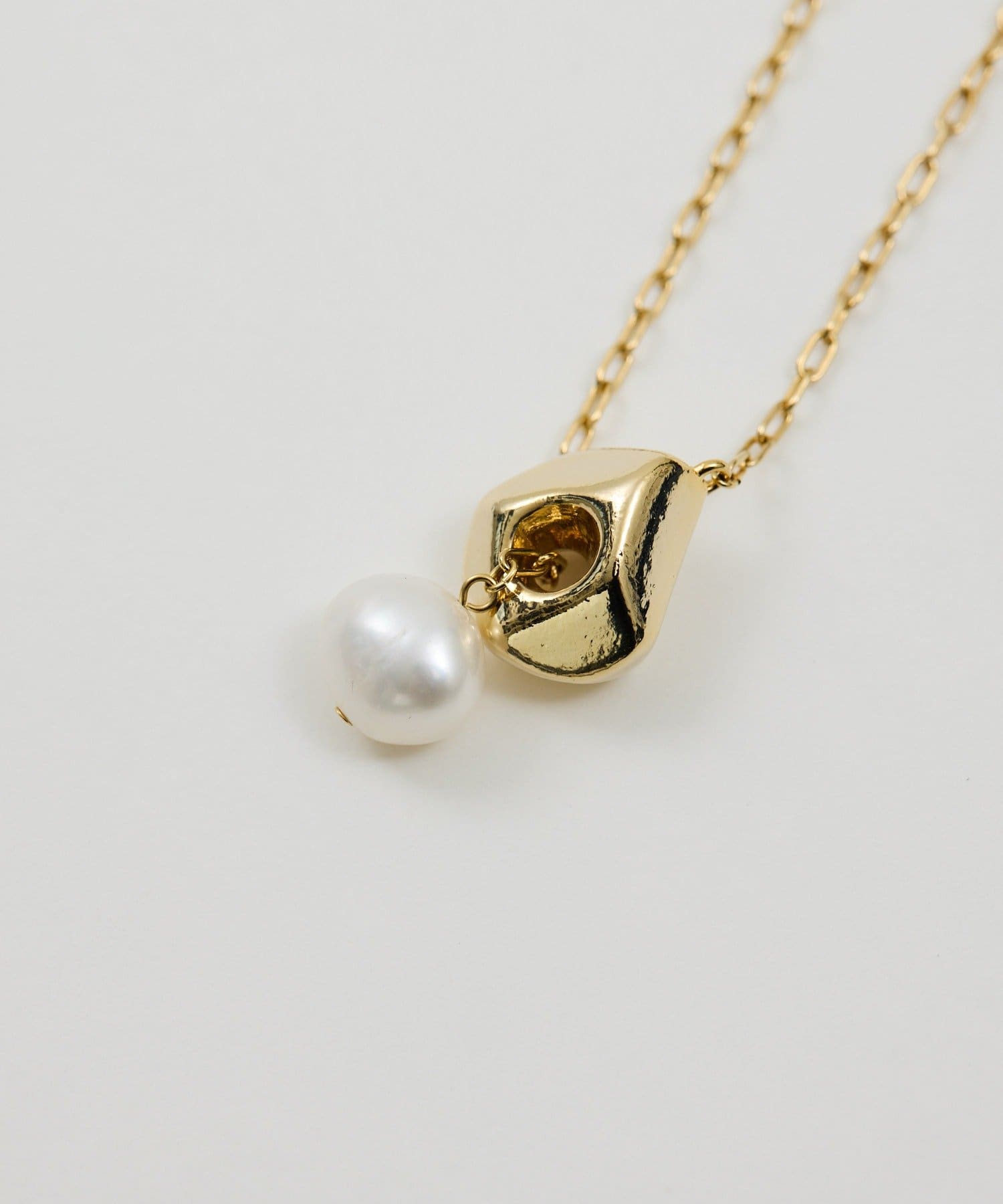 GALLARDAGALANTE(ガリャルダガランテ) パールメタルブロックネックレス