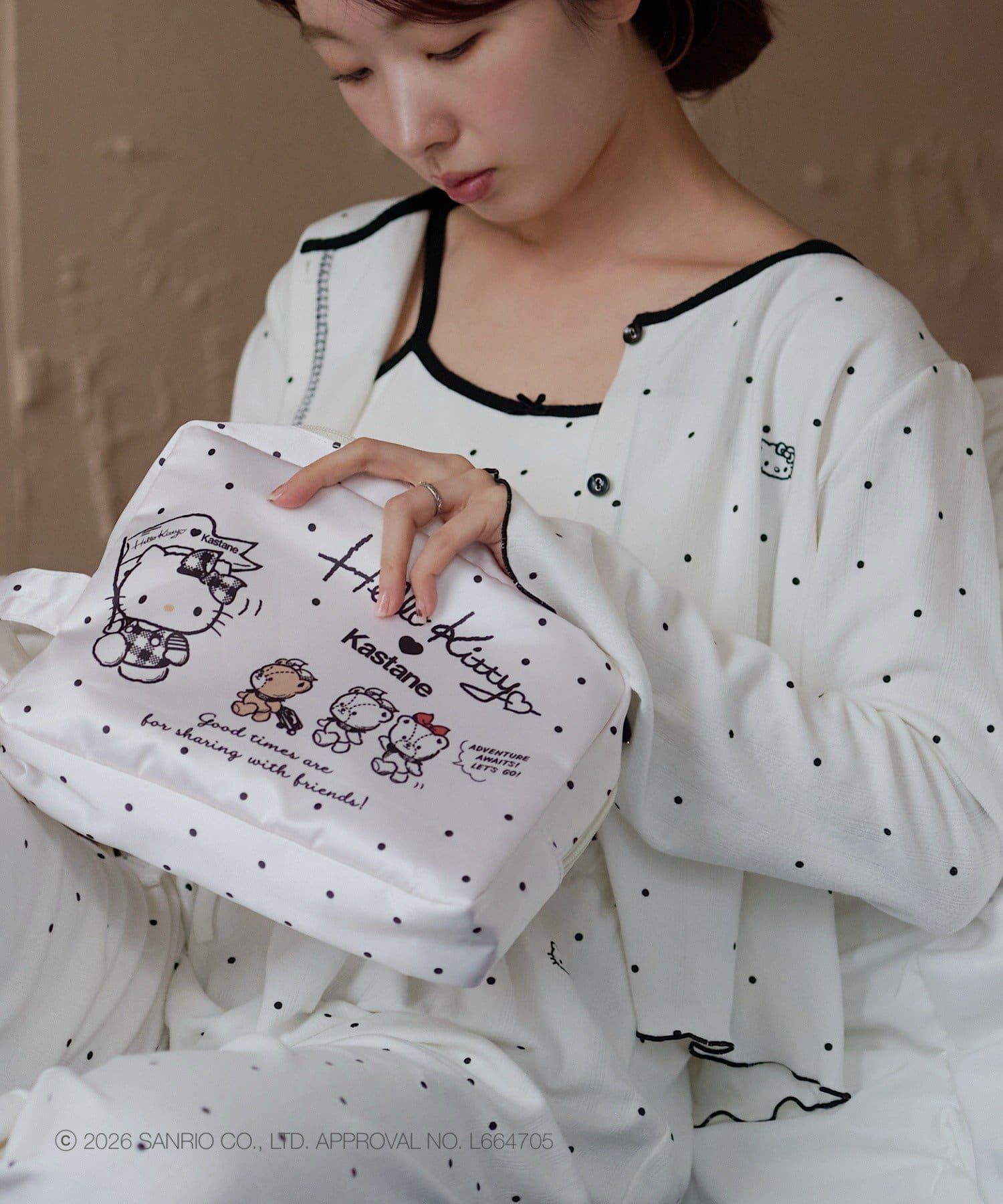 Kastane(カスタネ) 【1.17(土)12:00発売/Kastane×HelloKitty/一部店舗限定】ポーチSET