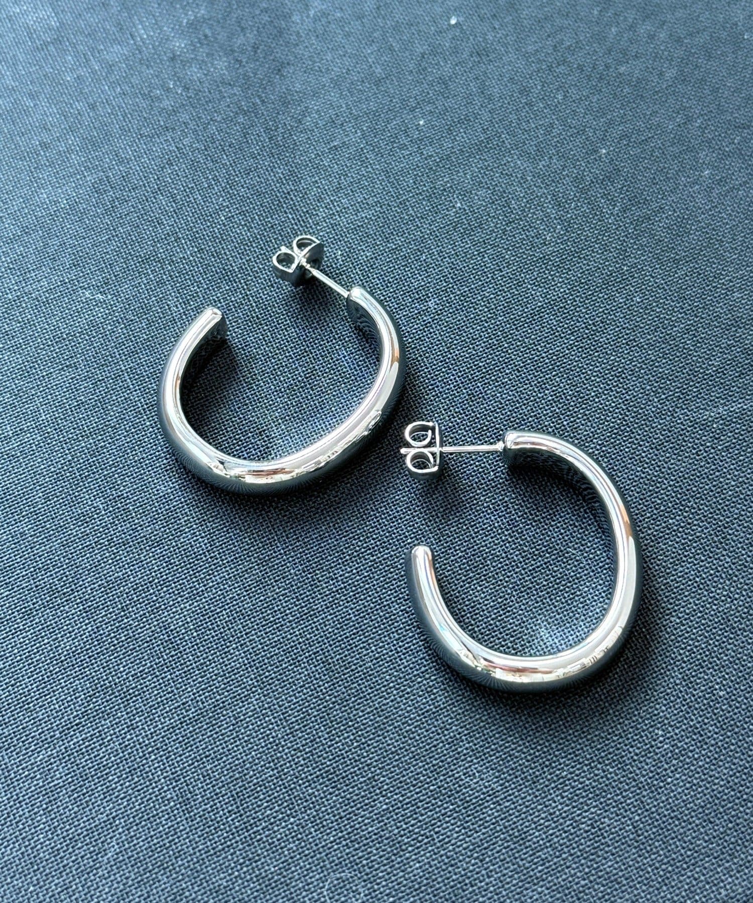 LOUNGEDRESS(ラウンジドレス) 《金属アレルギー対応/ステンレス》【GALENA/ガレナ】オーバルピアス