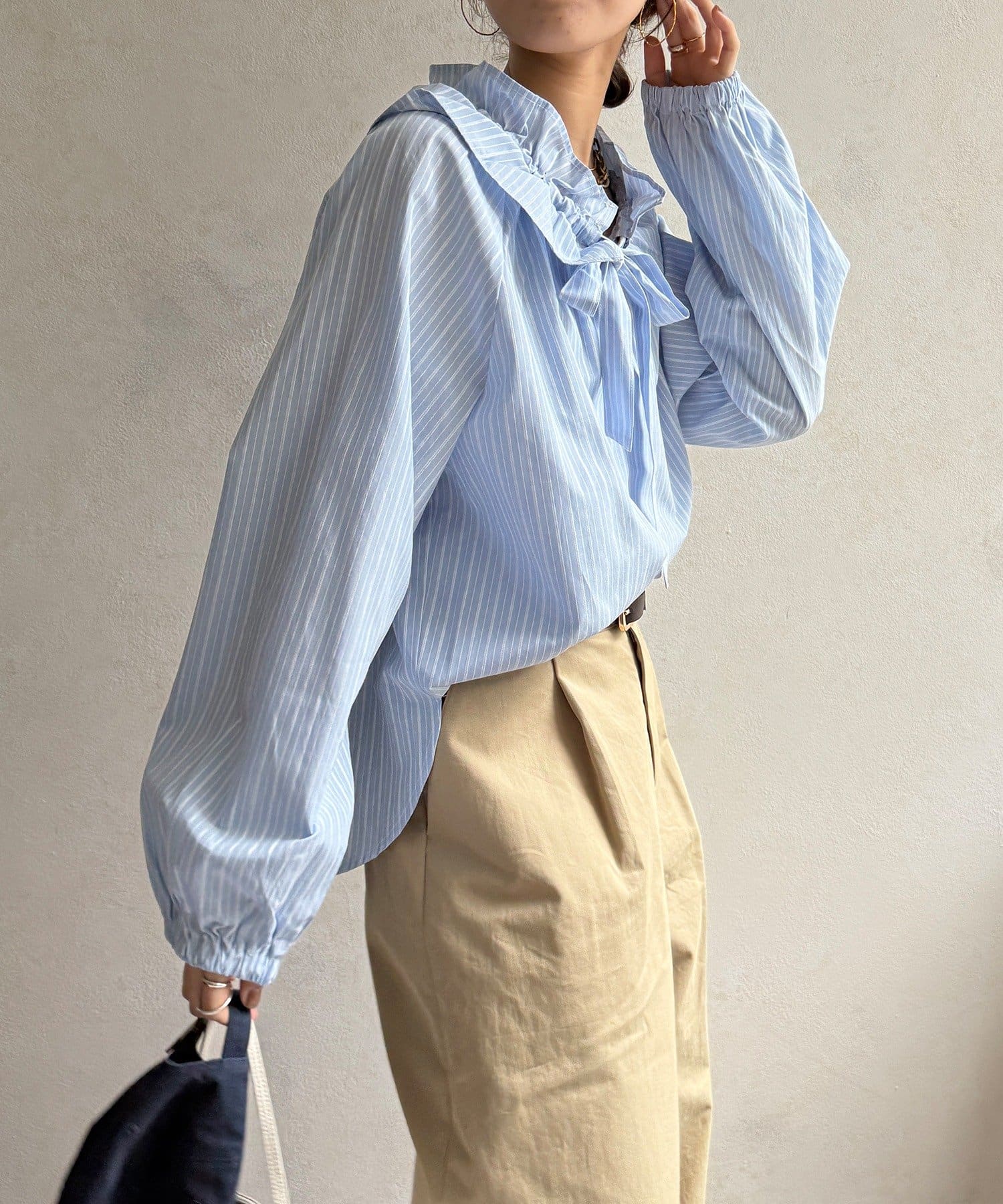 DOUDOU(ドゥドゥ) 【WEB限定】フリルカラーラグランブラウス