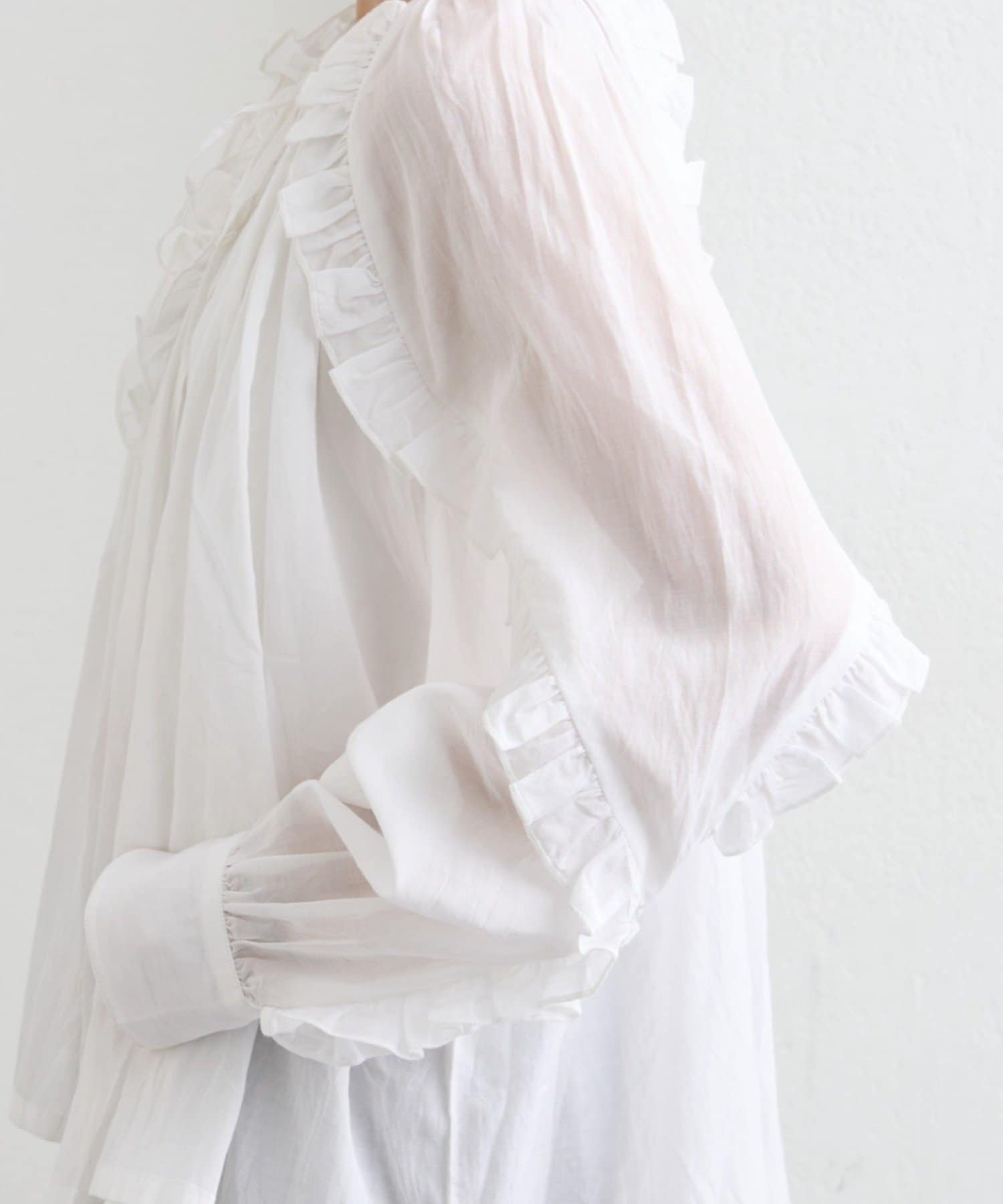 CIAOPANIC TYPY(チャオパニックティピー) 【willow】シアーフリルボリュームブラウス