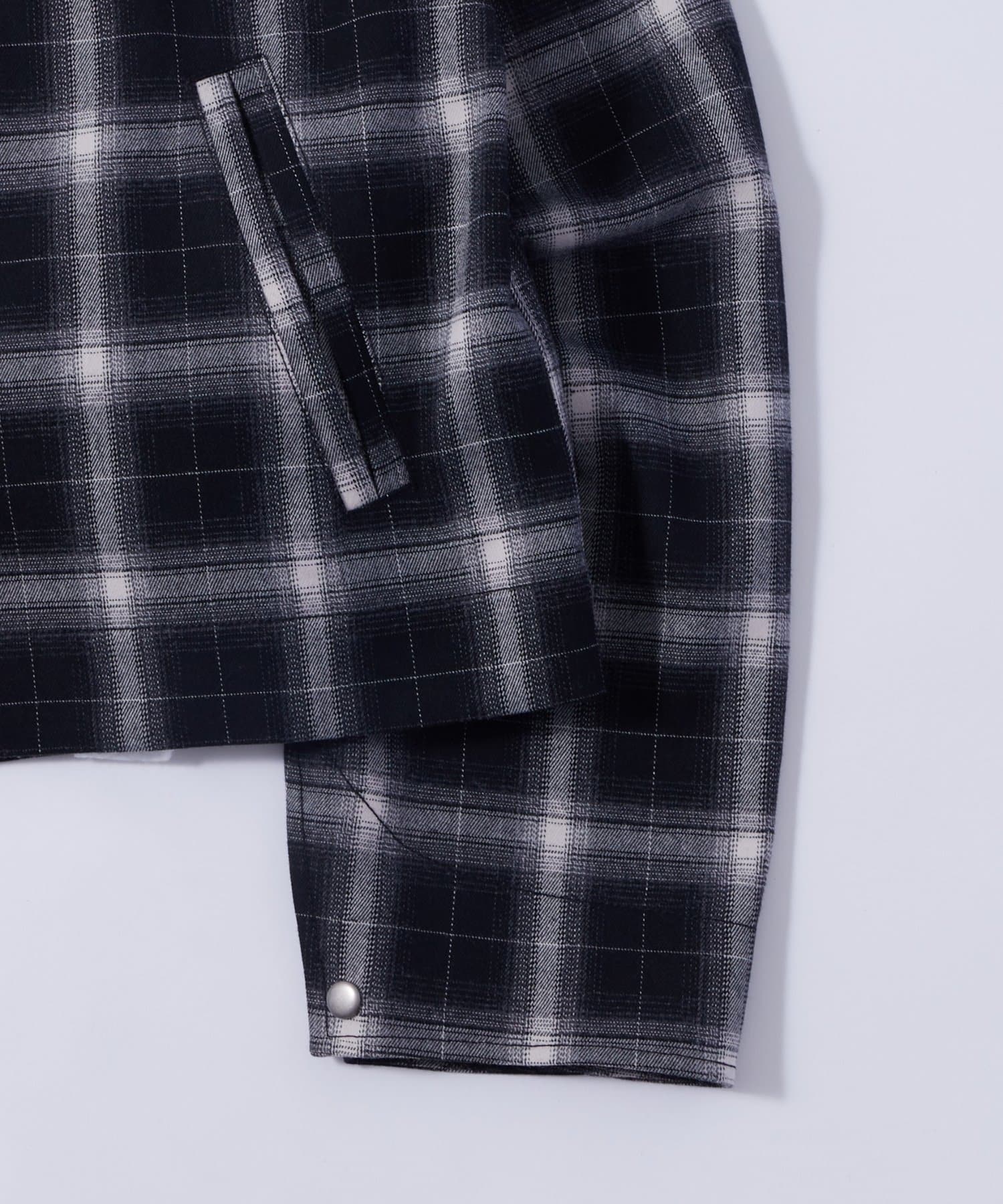 OUTLET(アウトレット) 【WHO'S WHO gallery】チェックジップブルゾン