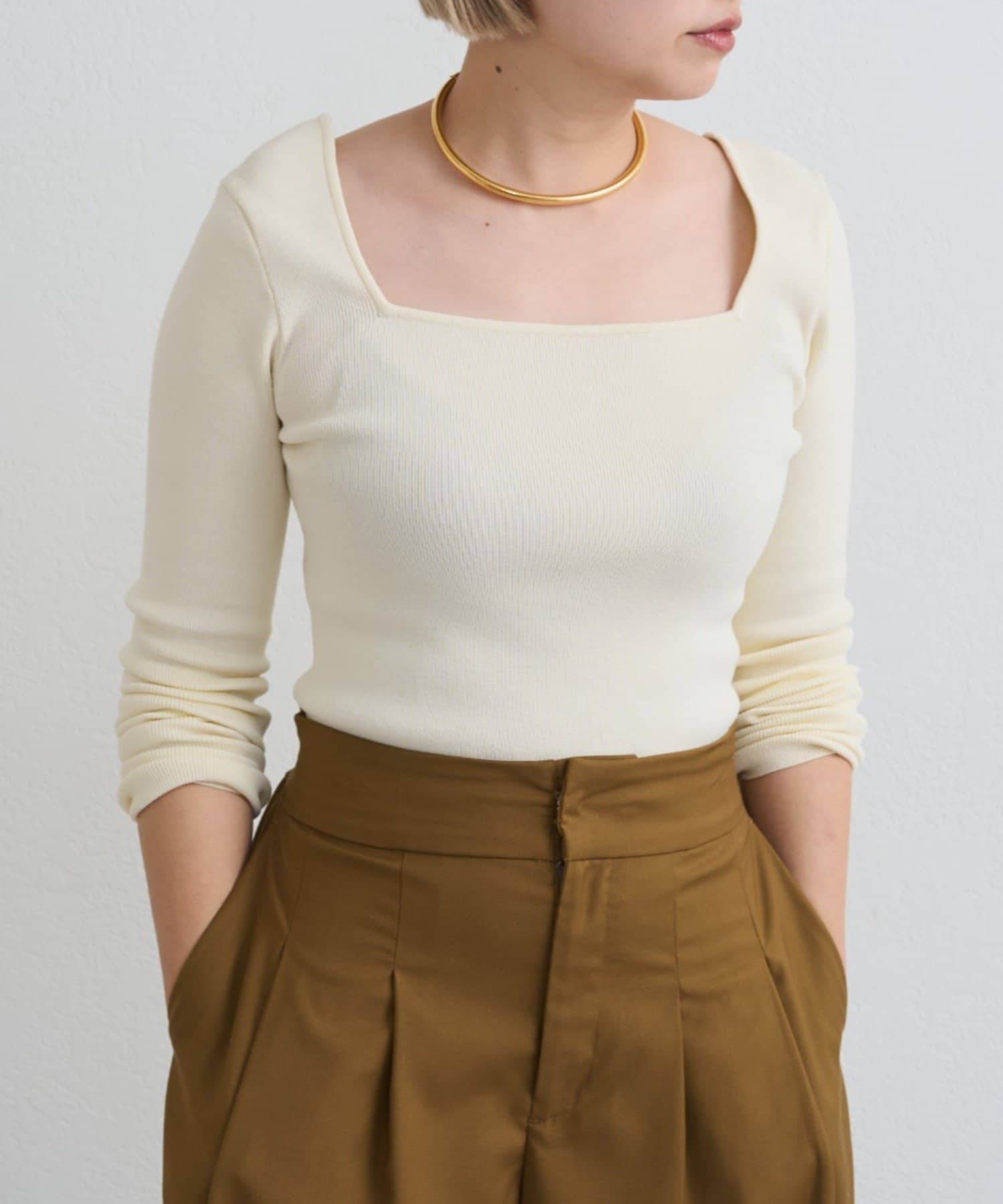 OUTLET(アウトレット) 【earthy_】スクエアネックニット