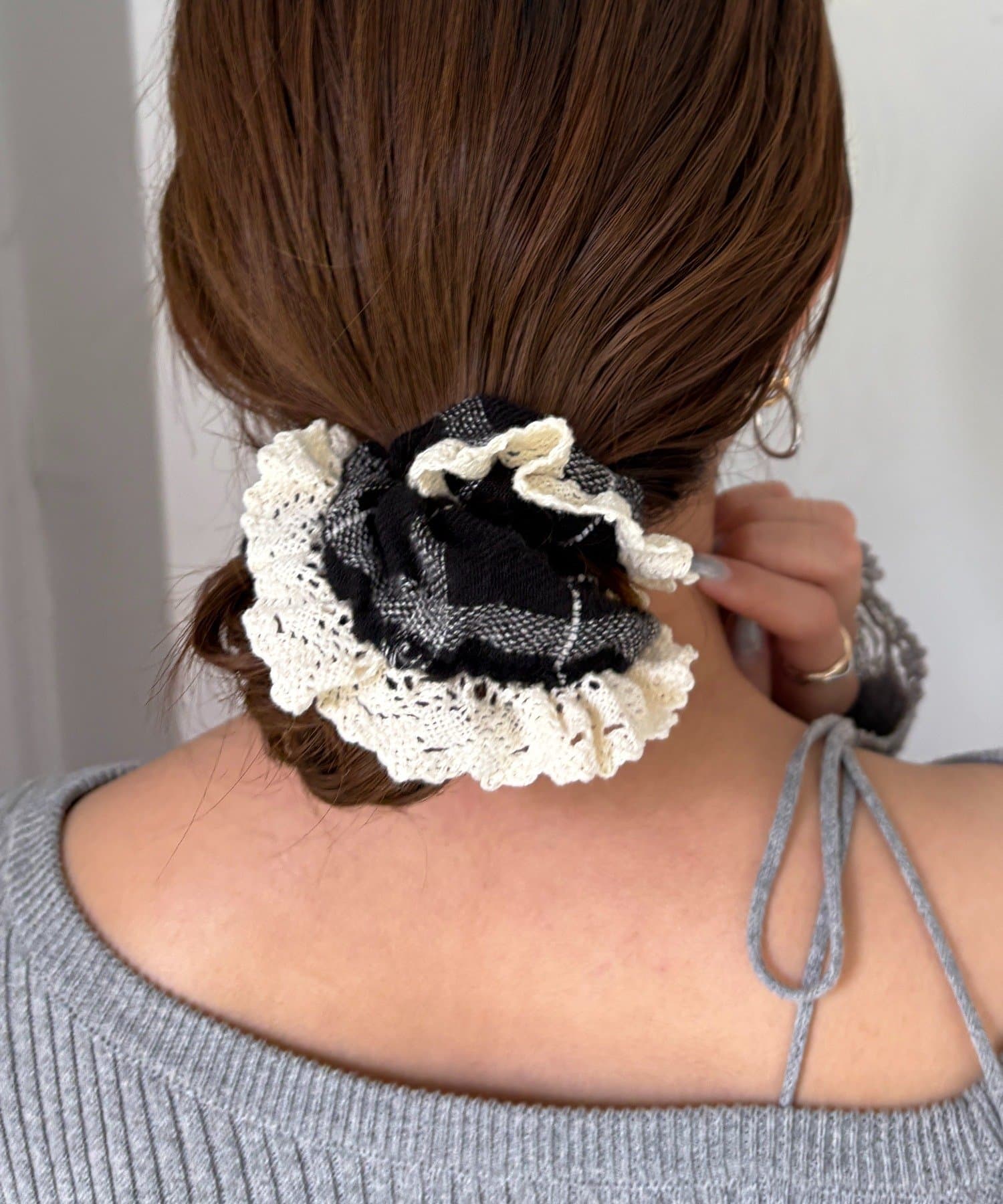 Lattice(ラティス) レースチェックシュシュ