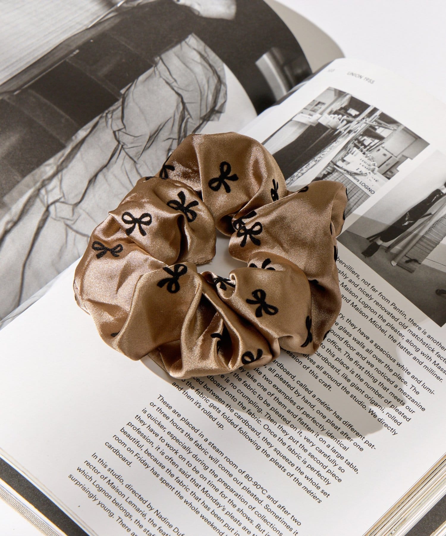 Lattice(ラティス) サテンリボンフロッキーシュシュ