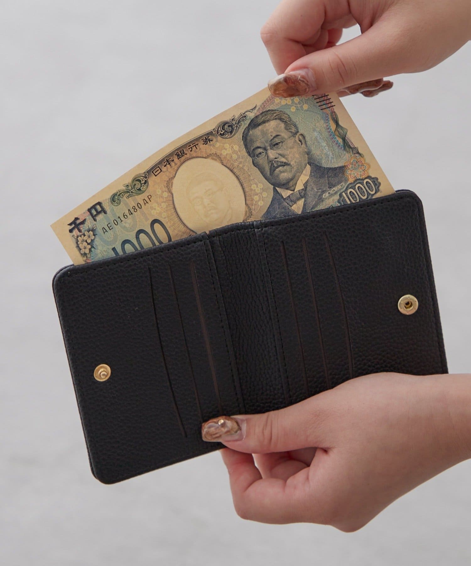 Remind me and forever(リマインドミーアンドフォーエバー) 【WEB限定】ダックスフンド刺繍カードケース