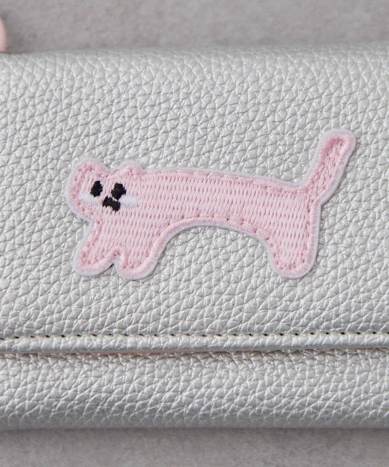 Remind me and forever(リマインドミーアンドフォーエバー) 【WEB限定】ストラップ付ネコ刺繍カードケース