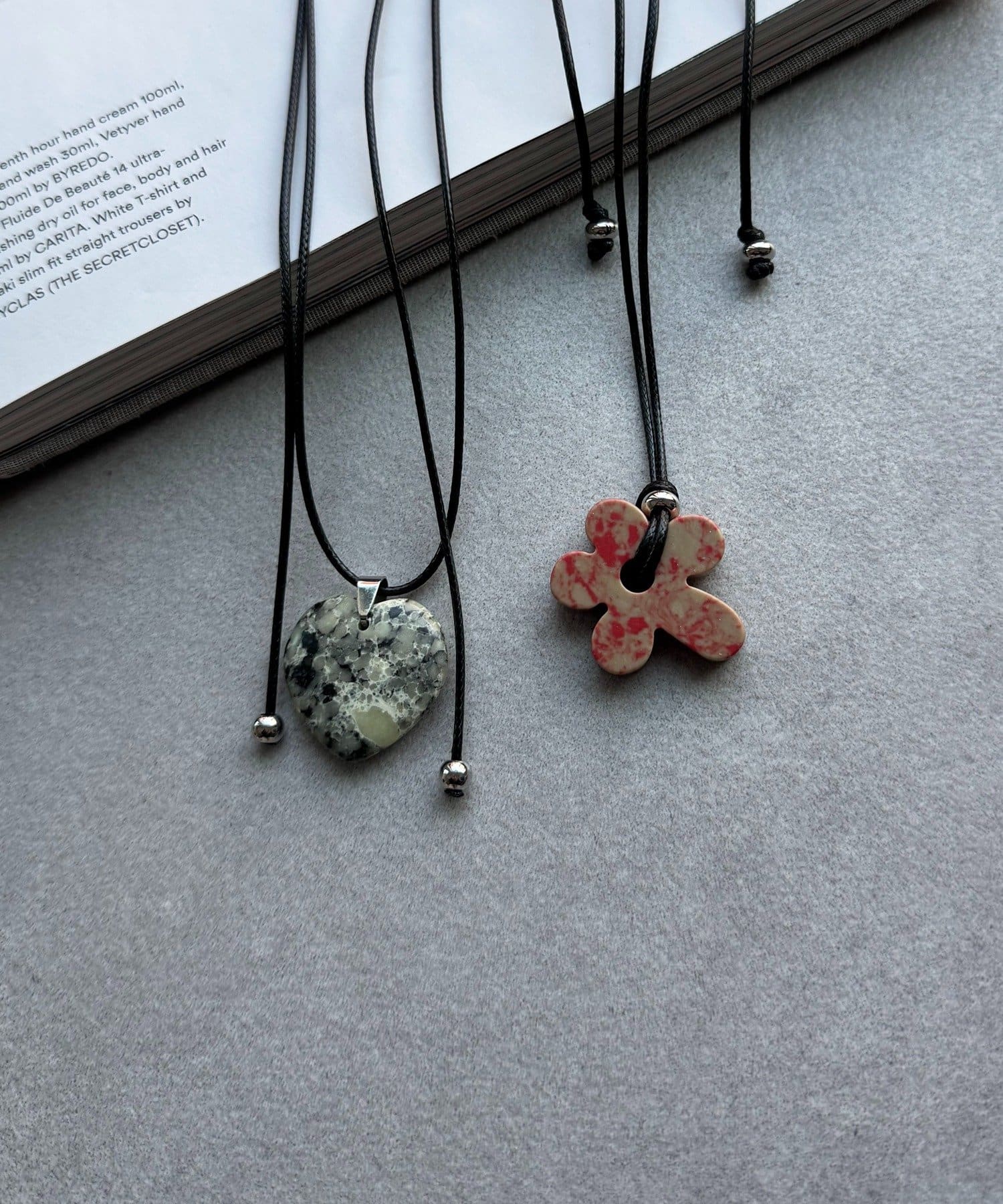 Lattice(ラティス) フラワーストーンコードネックレス