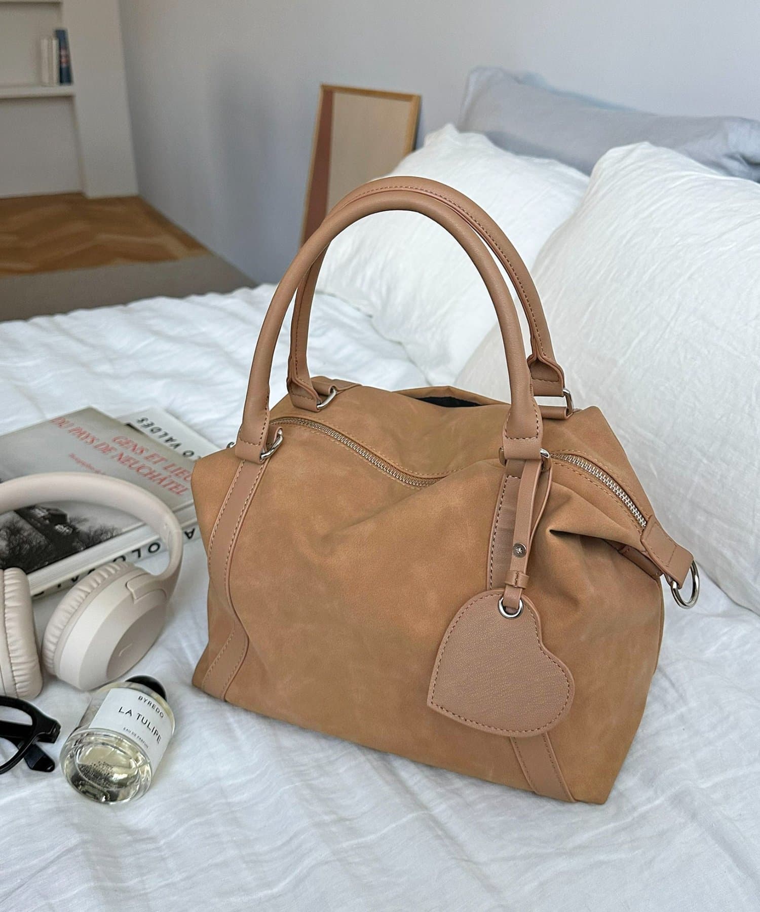 DISCOAT(ディスコート) 12/11(金)12：00～【SS先行予約】ミラーチャーム付ソフトボストンバッグ《詳細動画あり》