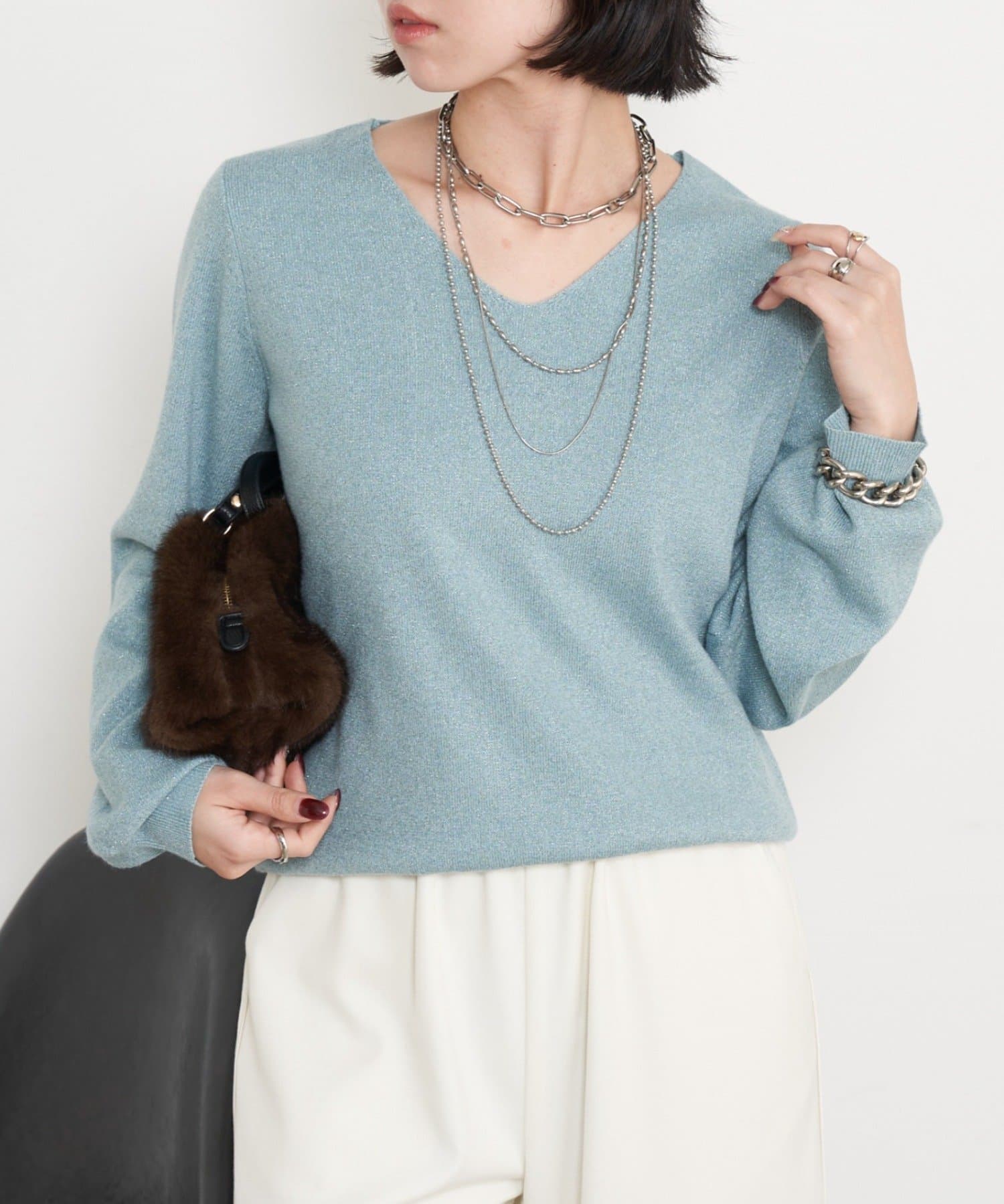 Jena　espace merveilleux(ジェナ　エスパスメルヴェイユ) ラメプレーティングVニット