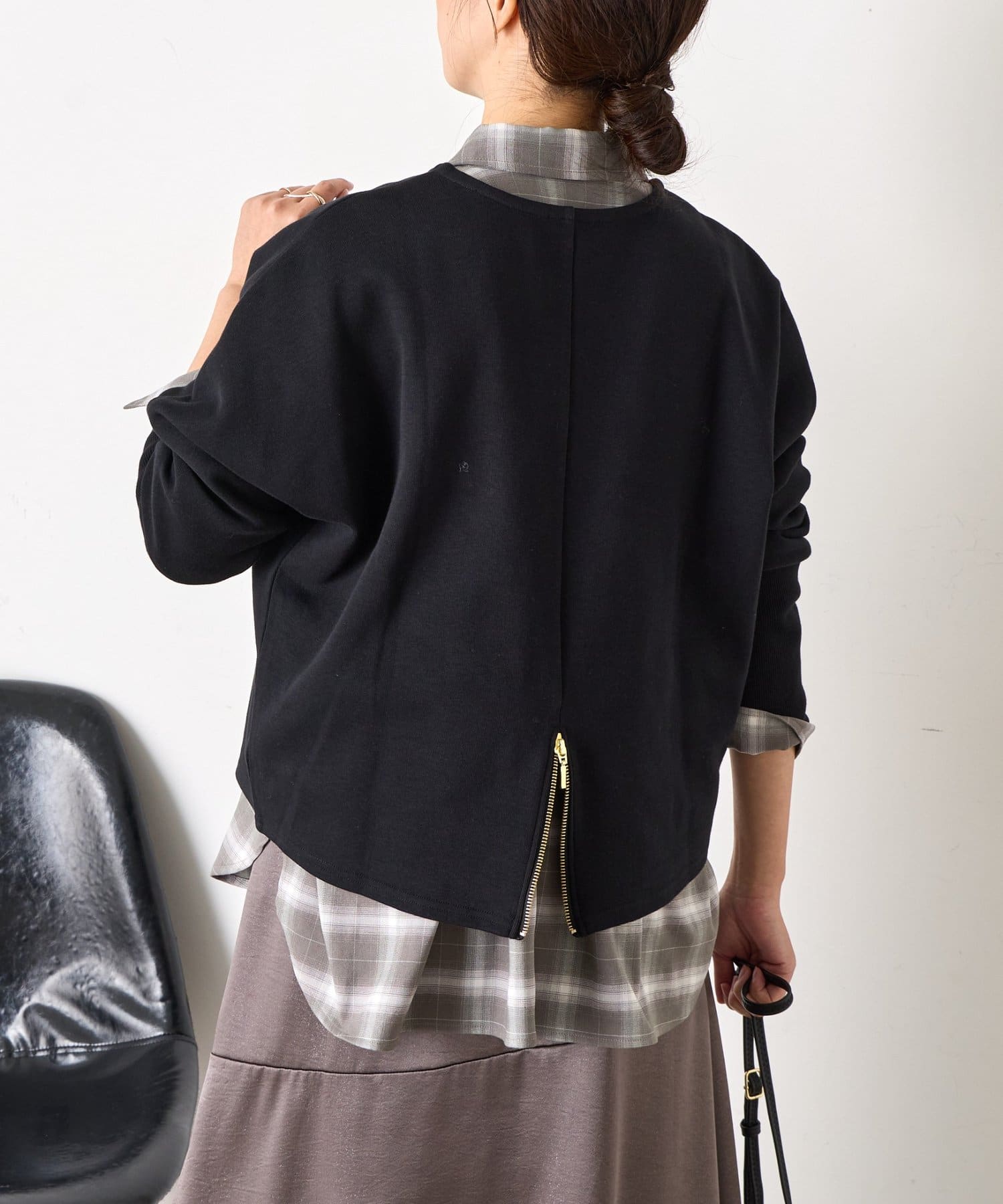 Jena　espace merveilleux(ジェナ　エスパスメルヴェイユ) 【後ろ姿で差をつける】ドルマンバックジッププルオーバー