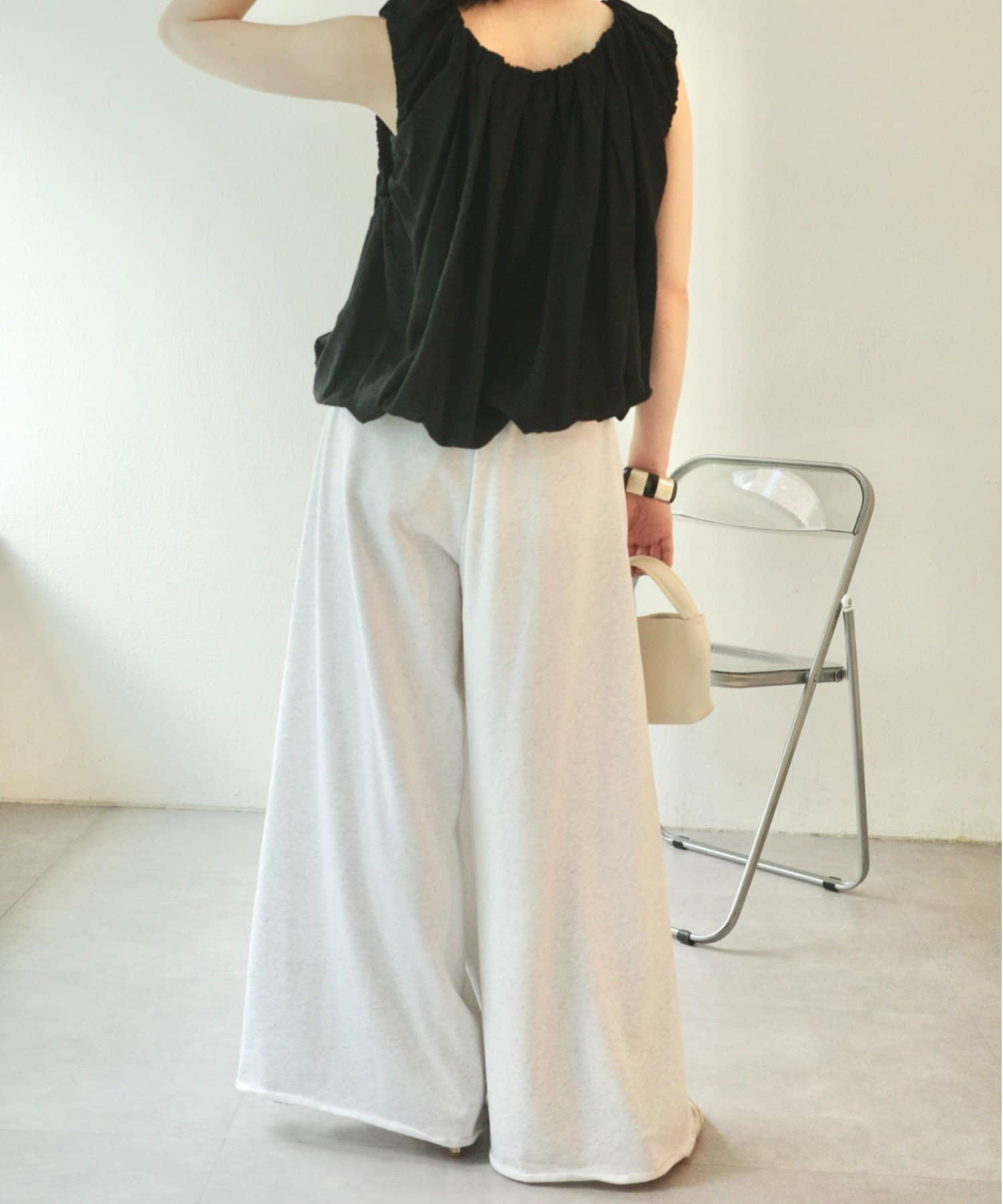 OUTLET(アウトレット) 【Omekashi】ギャザーノースリブラウス