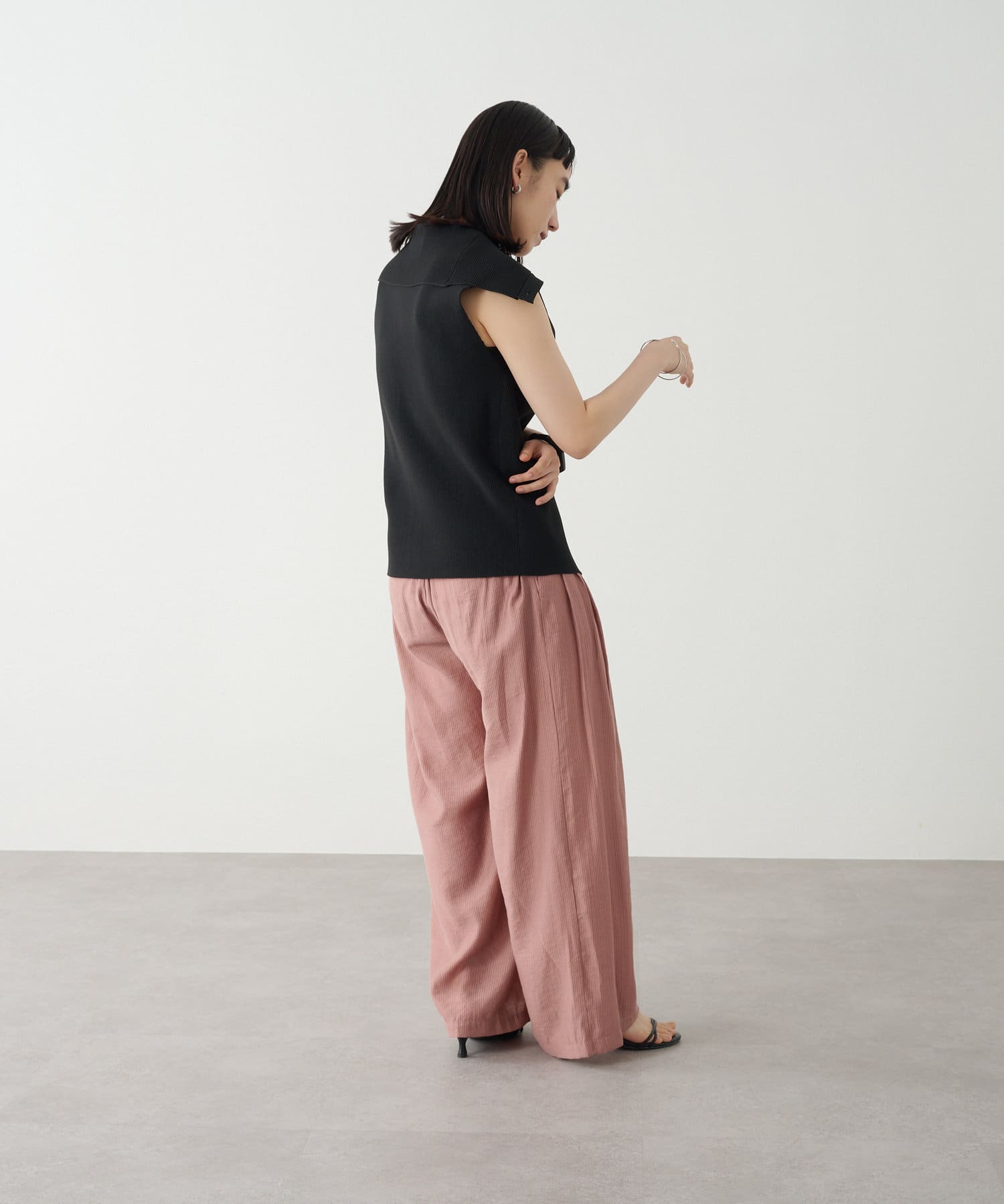 OUTLET(アウトレット) 【Omekashi】オフショルカラーニットベスト