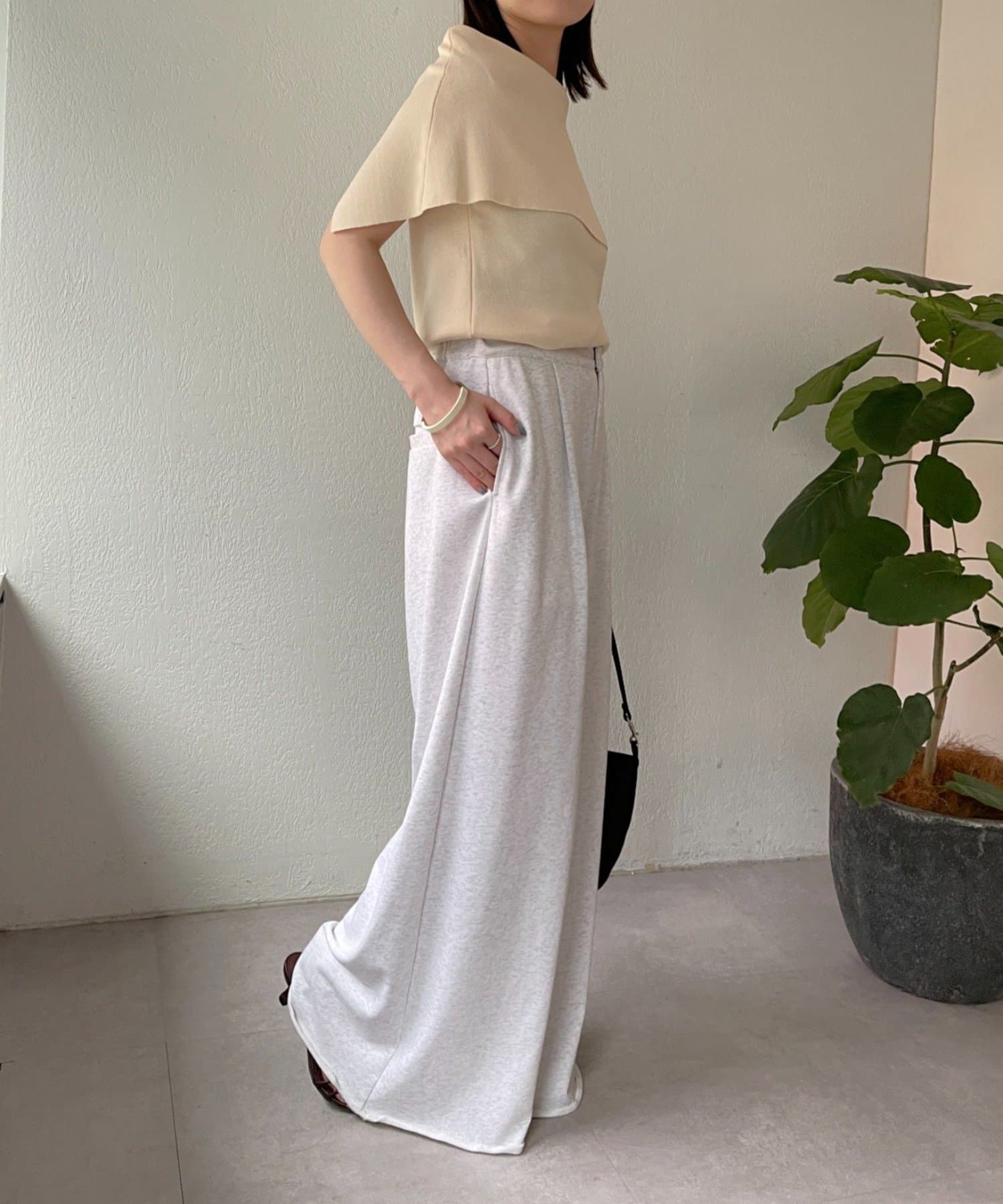 OUTLET(アウトレット) 【Omekashi】ノースリオフショルニット