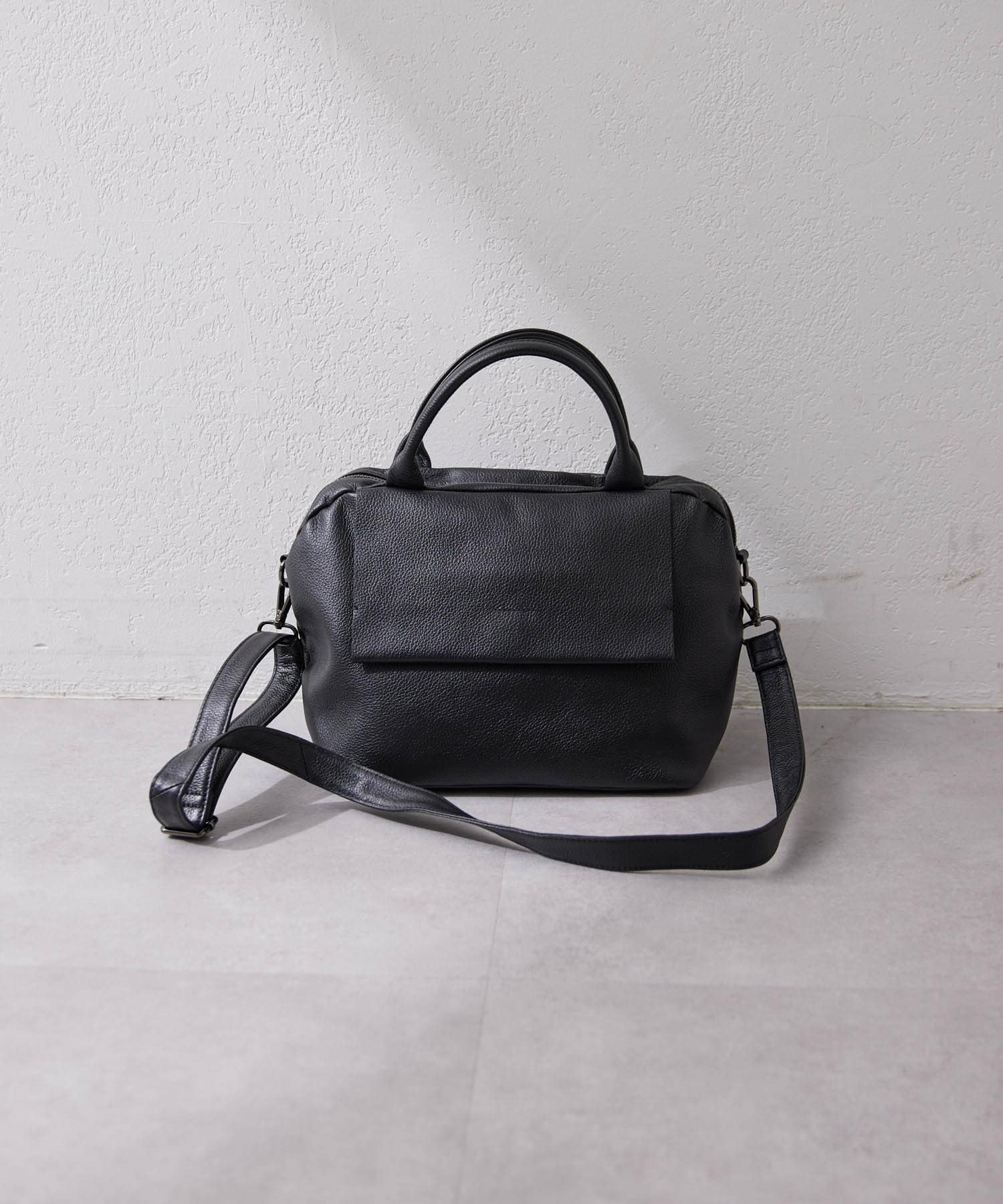 ear PAPILLONNER】レザーフラップ2WAYバッグSサイズ | OUTLET