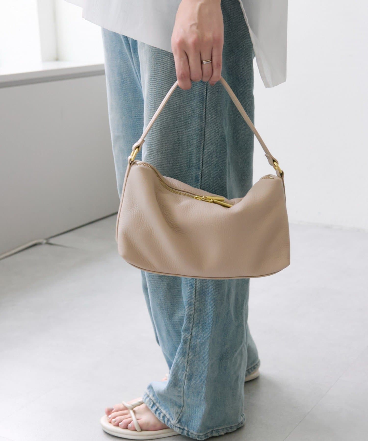 OUTLET(アウトレット) 【ear PAPILLONNER】ソフトレザーショルダーバッグ