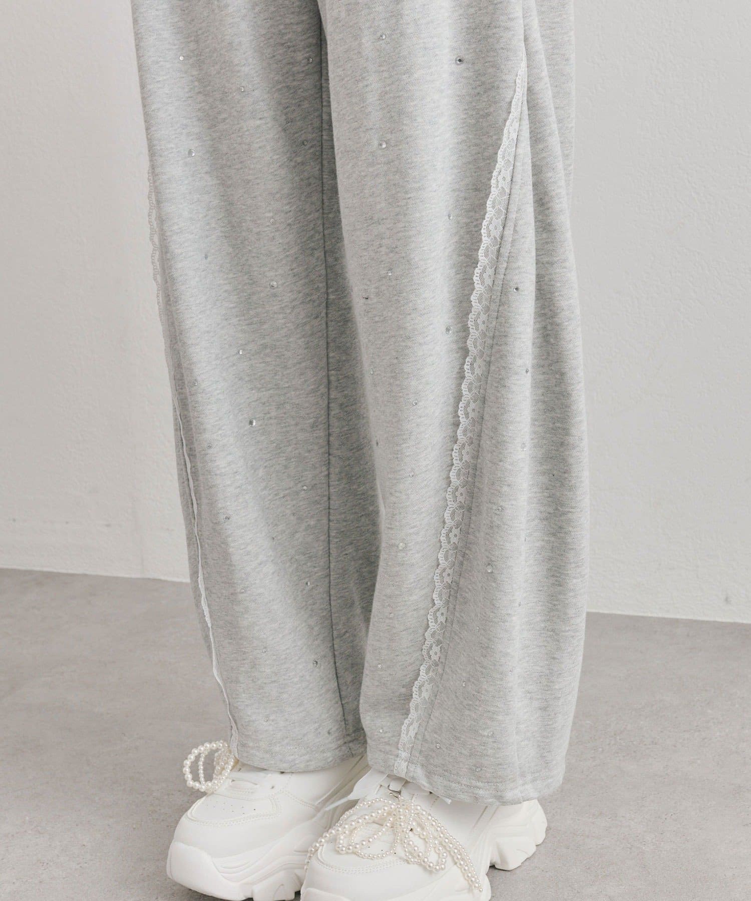 OLIVE des OLIVE(オリーブ デ オリーブ) キラキラバレルレッグパンツ