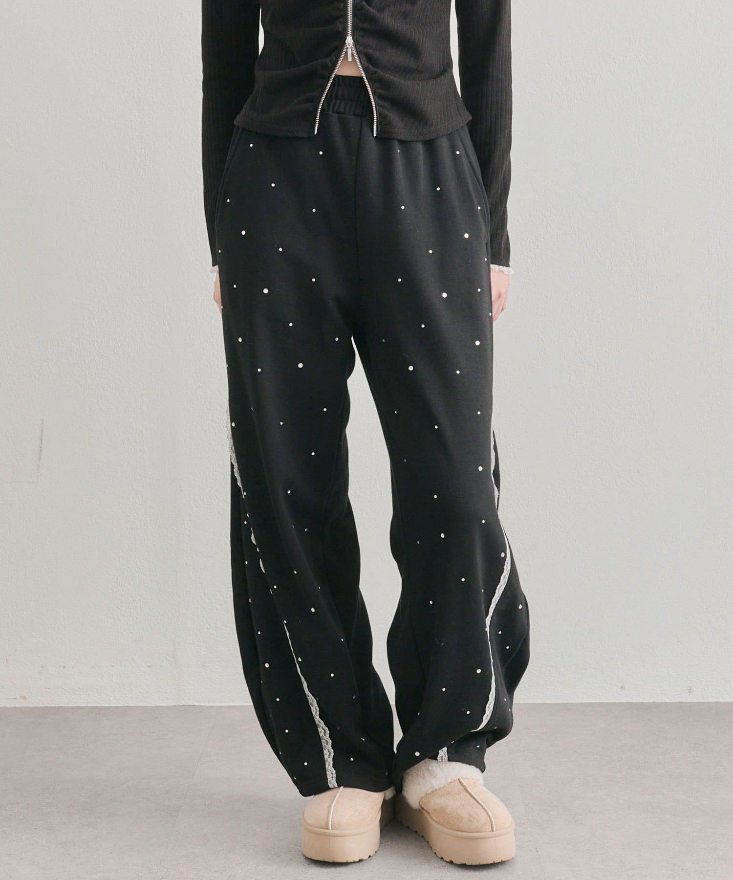 OLIVE des OLIVE(オリーブ デ オリーブ) キラキラバレルレッグパンツ