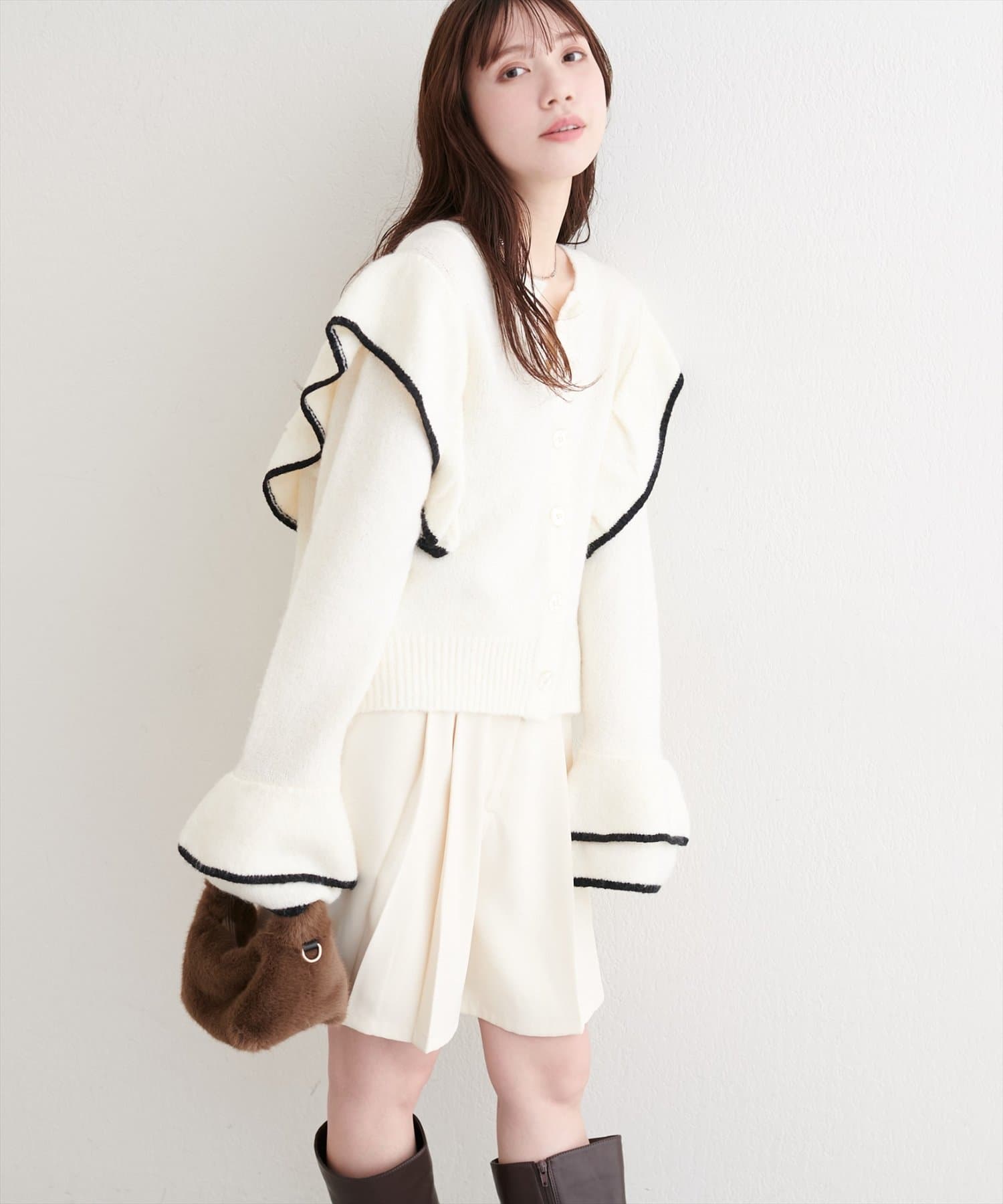 natural couture(ナチュラルクチュール) 配色フリルニットカーディガン