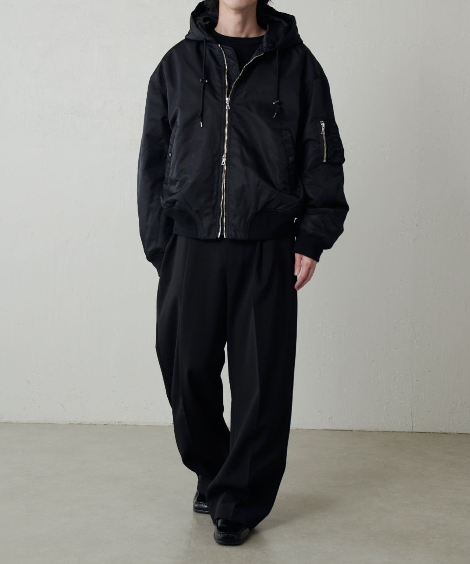 Lui's(ルイス) フーデッドボンバーブルゾン