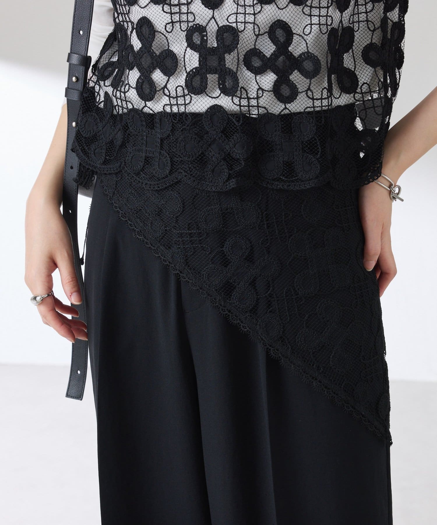 COLLAGE GALLARDAGALANTE(コラージュ ガリャルダガランテ) 【PAPILLONNER/パピヨネ】モチーフレースバブーシュカ