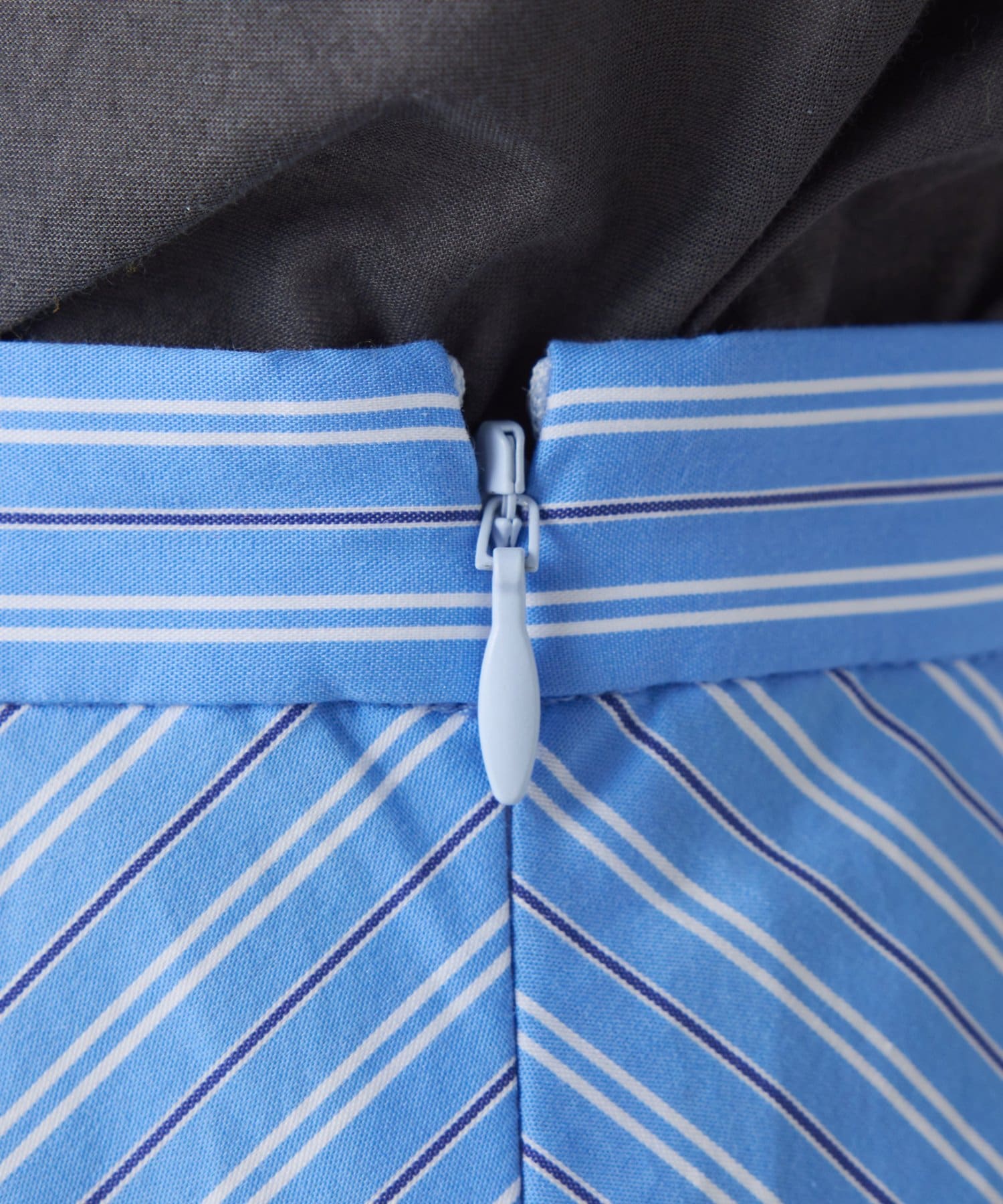 COLLAGE GALLARDAGALANTE(コラージュ ガリャルダガランテ) 【身体のラインを拾わない】パネルストライプスカート