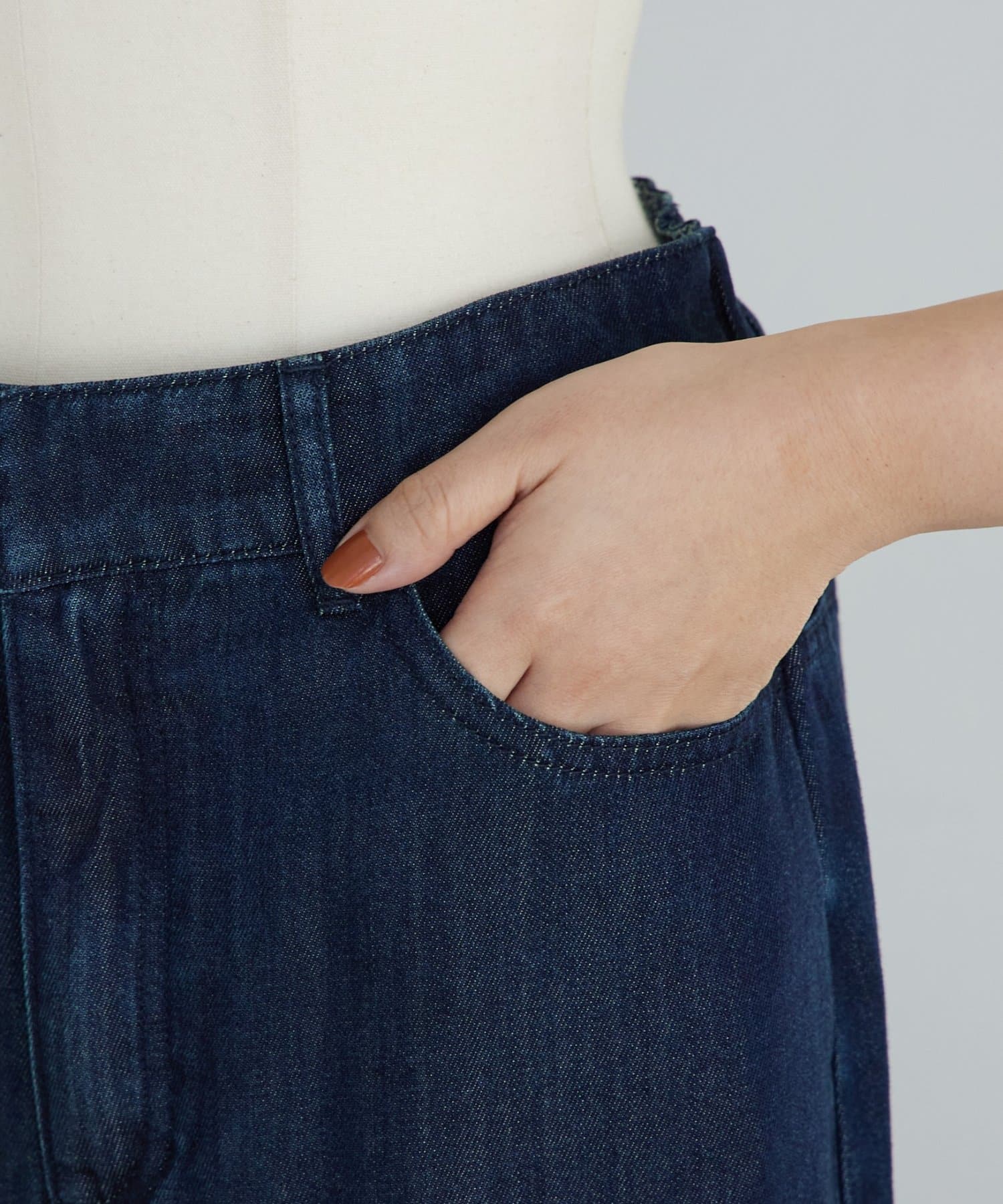 BEARDSLEY(ビアズリー) トロミデニムタイトスカート