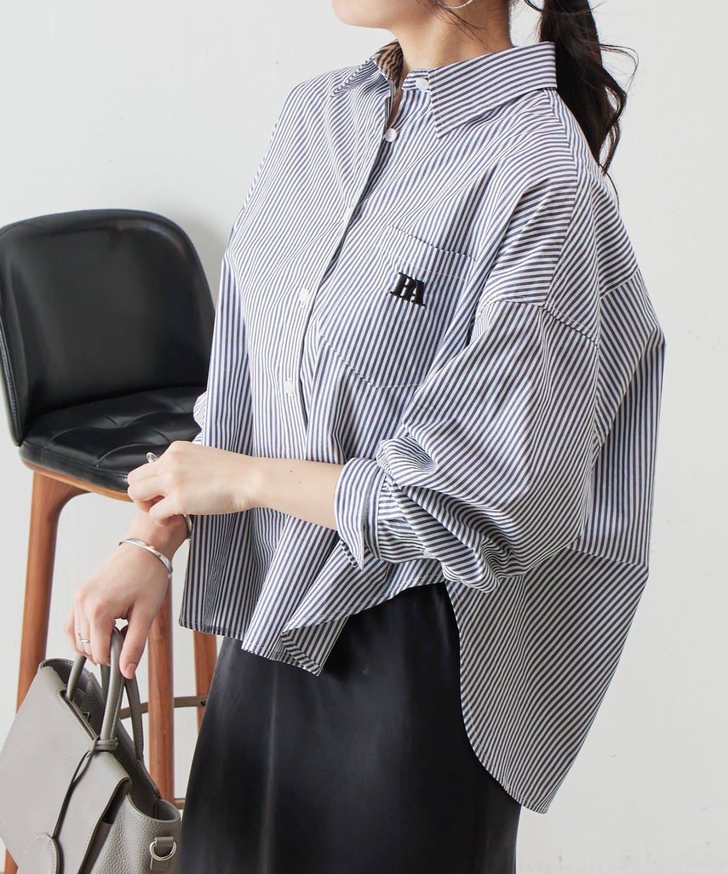 BEARDSLEY(ビアズリー) 刺繍入りショートシャツ