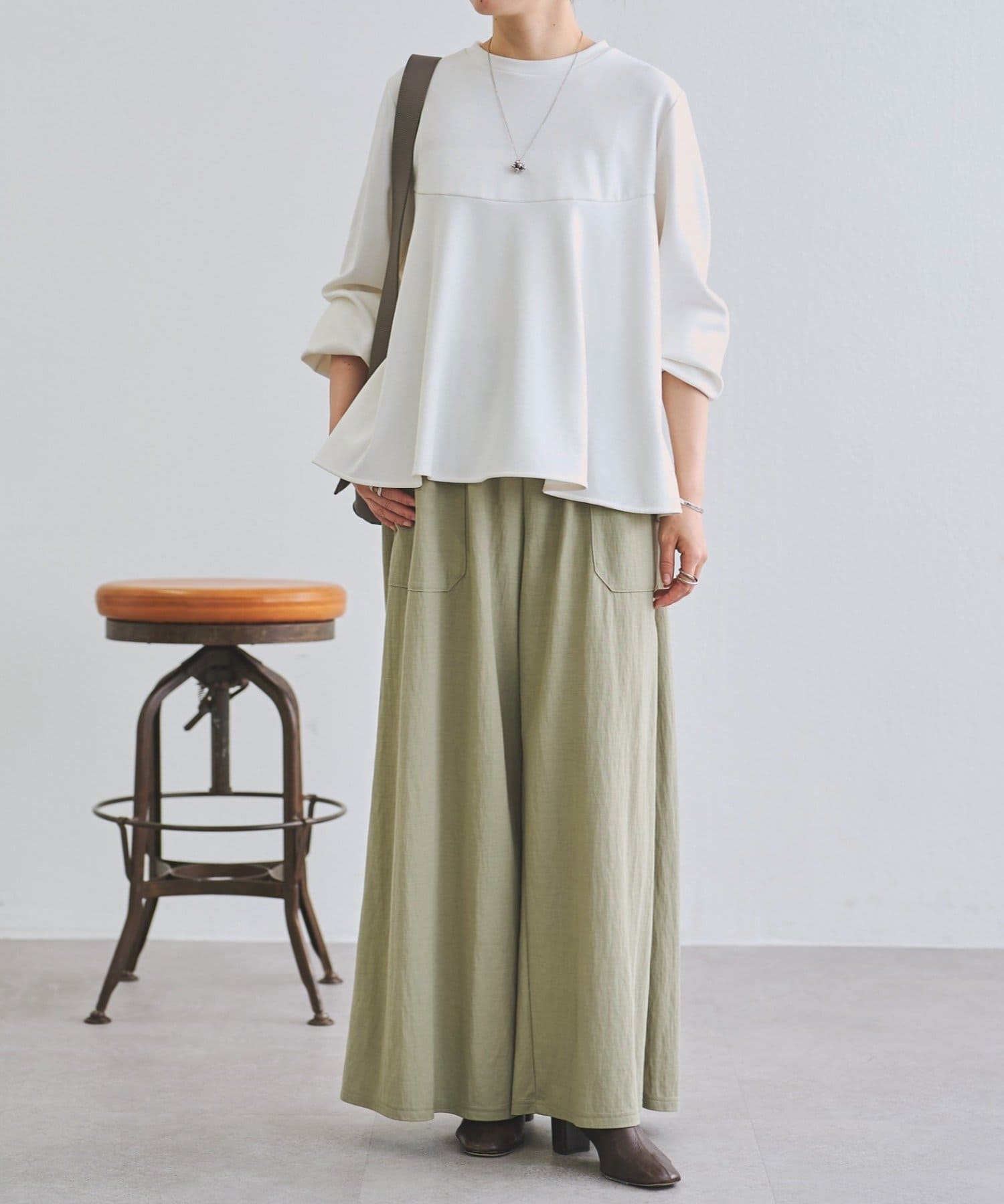 BEARDSLEY(ビアズリー) フレアプルオーバー