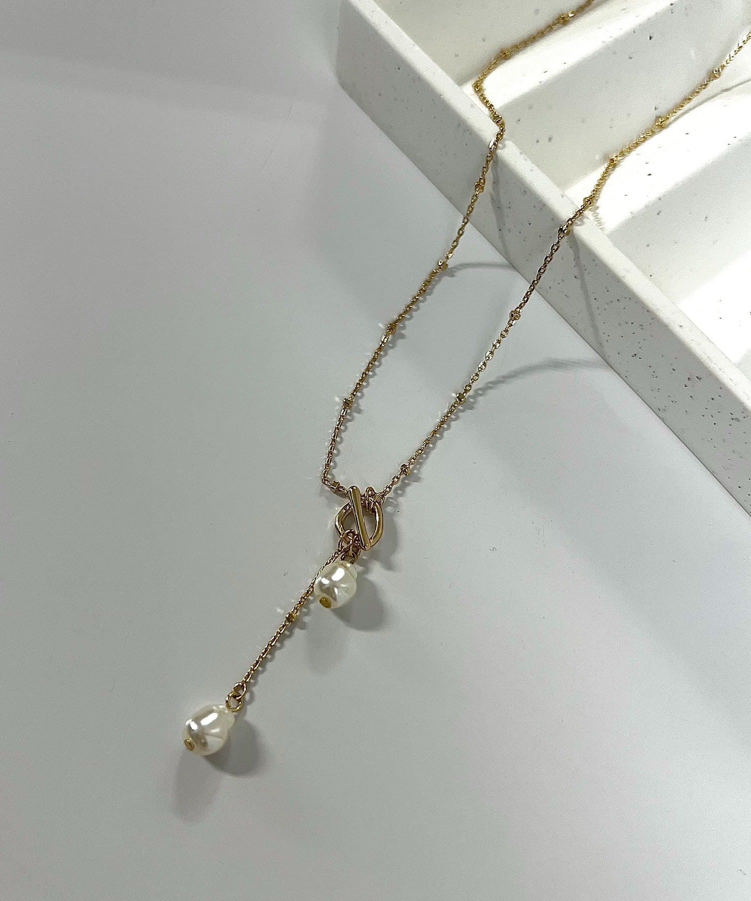 CAPRICIEUX LE'MAGE(カプリシュレマージュ) 〈GOLDY/ゴールディ〉マンテルパールネックレス