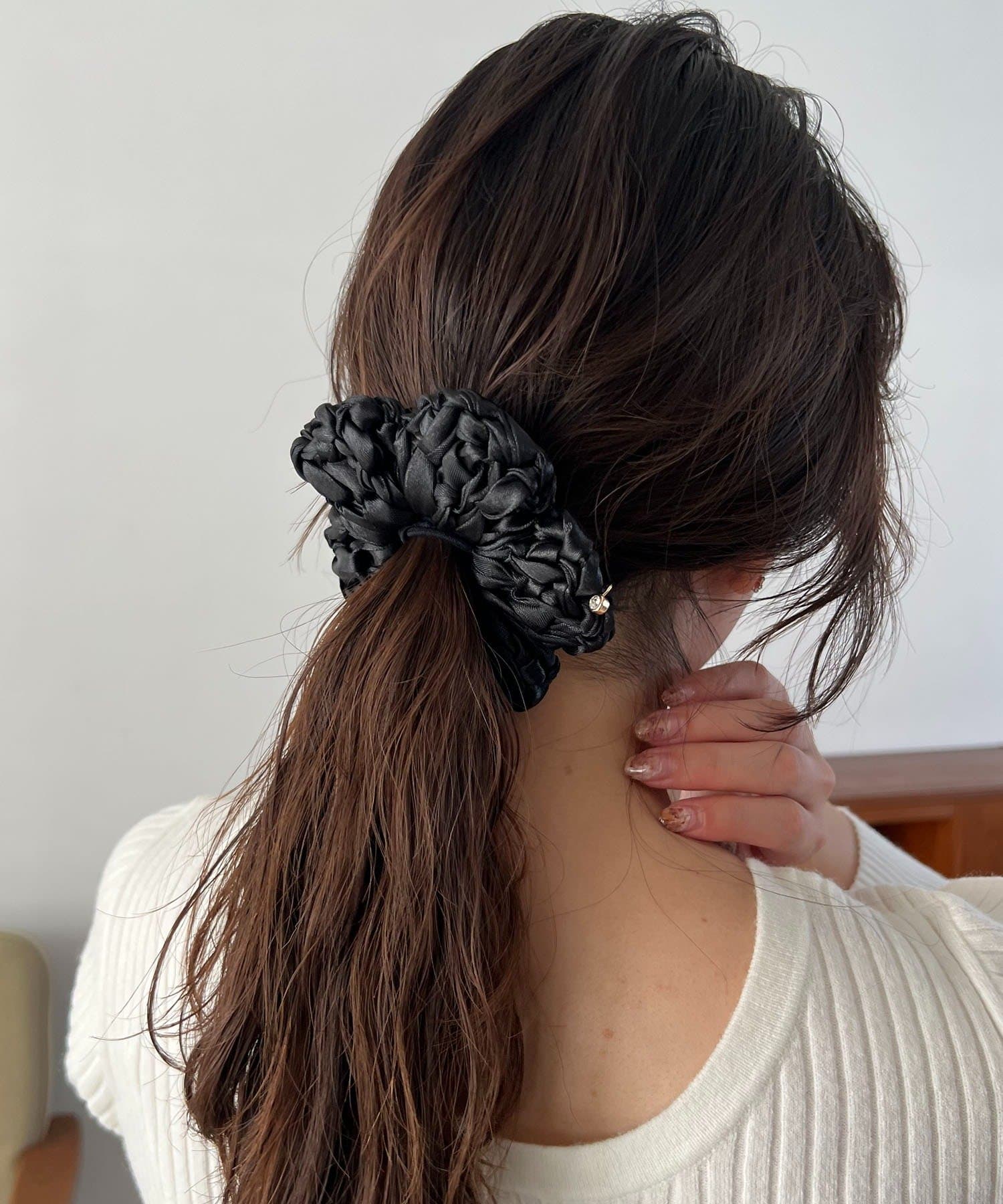 CAPRICIEUX LE'MAGE(カプリシュレマージュ) 〈GOLDY/ゴールディ〉テープリボンシュシュ