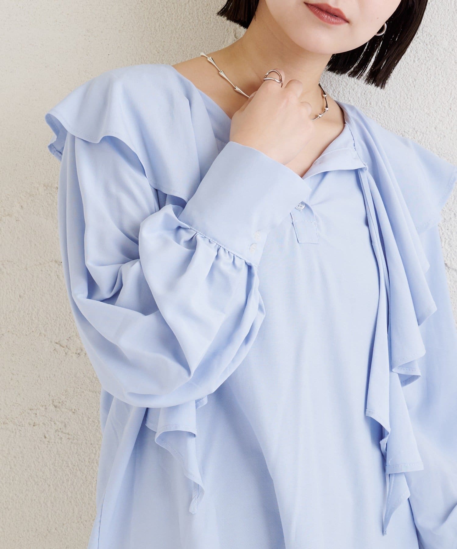 mystic(ミスティック) ラッフルカラー ブラウス