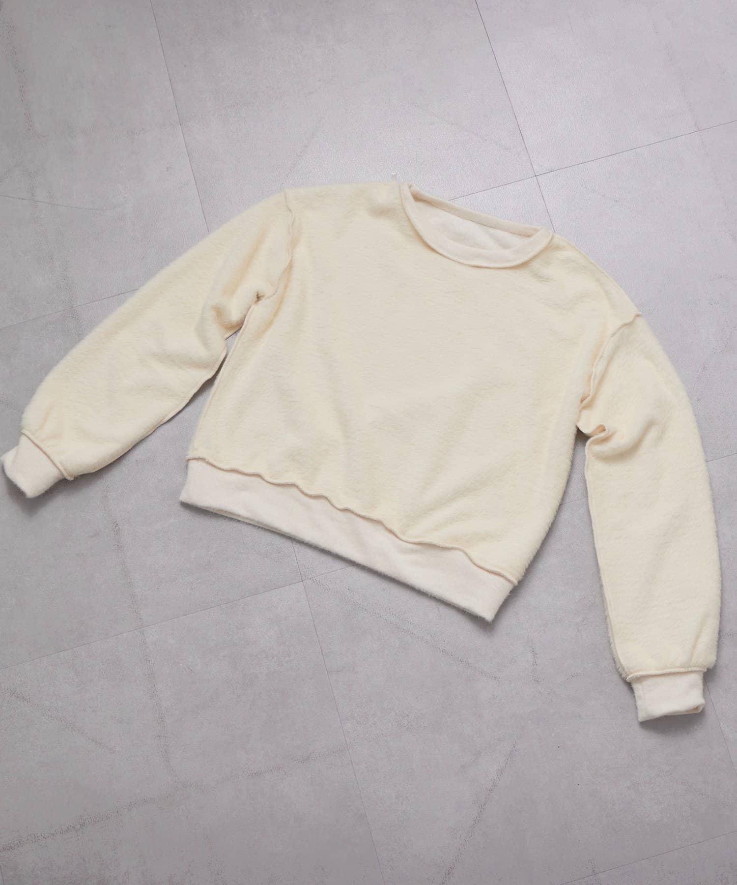 DISCOAT(ディスコート) フェザー裏毛プルオーバー