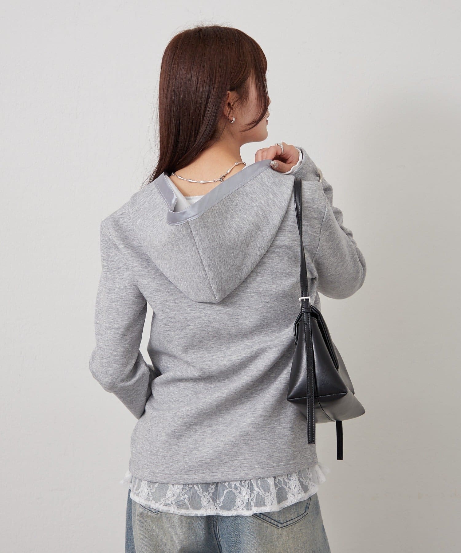 mystic(ミスティック) サテン切り替えポンチフーディ