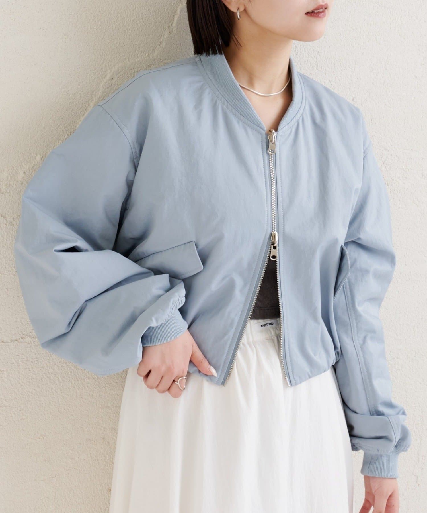 mystic(ミスティック) サテンショートブルゾン