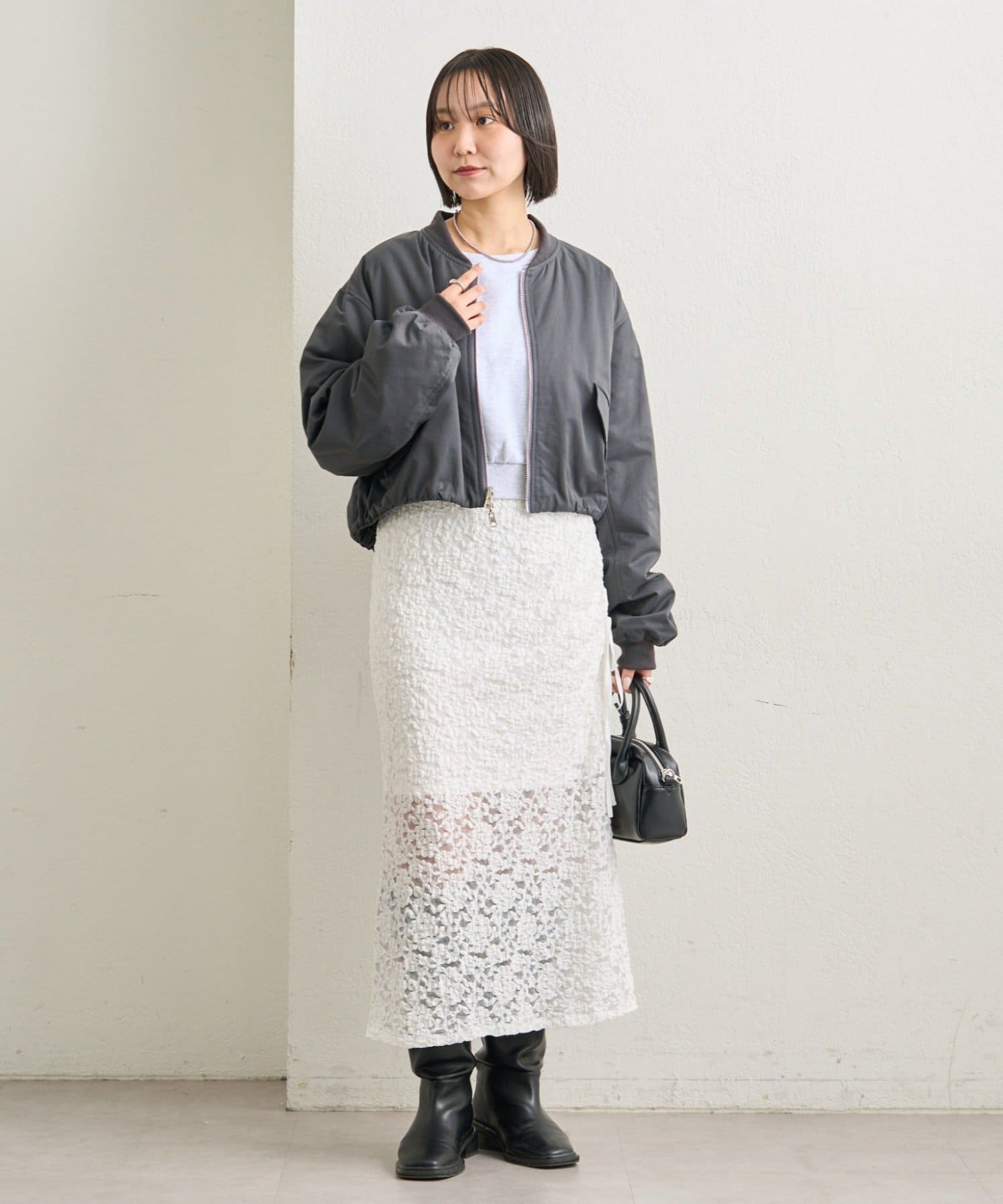 mystic(ミスティック) サテンショートブルゾン